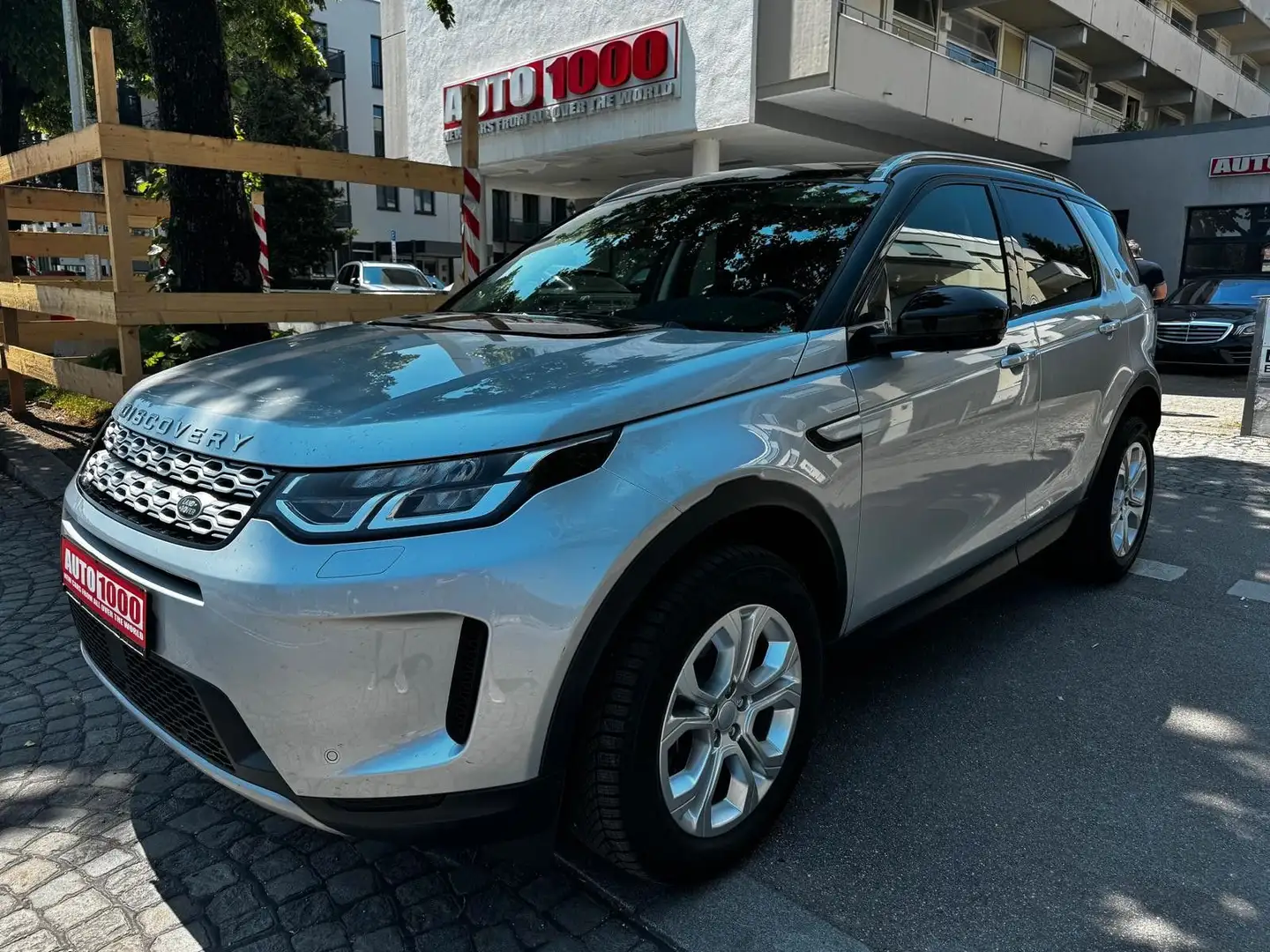 Land Rover Discovery Sport P200 AWD / Top gepflegt Silber - 1