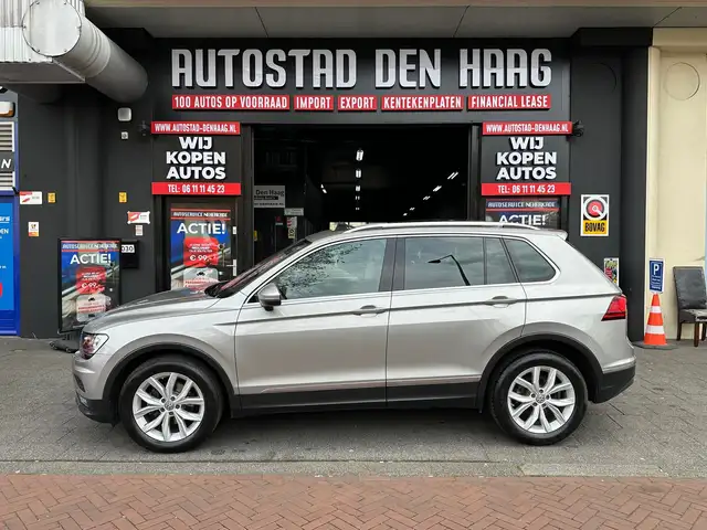 Volkswagen Tiguan view 5