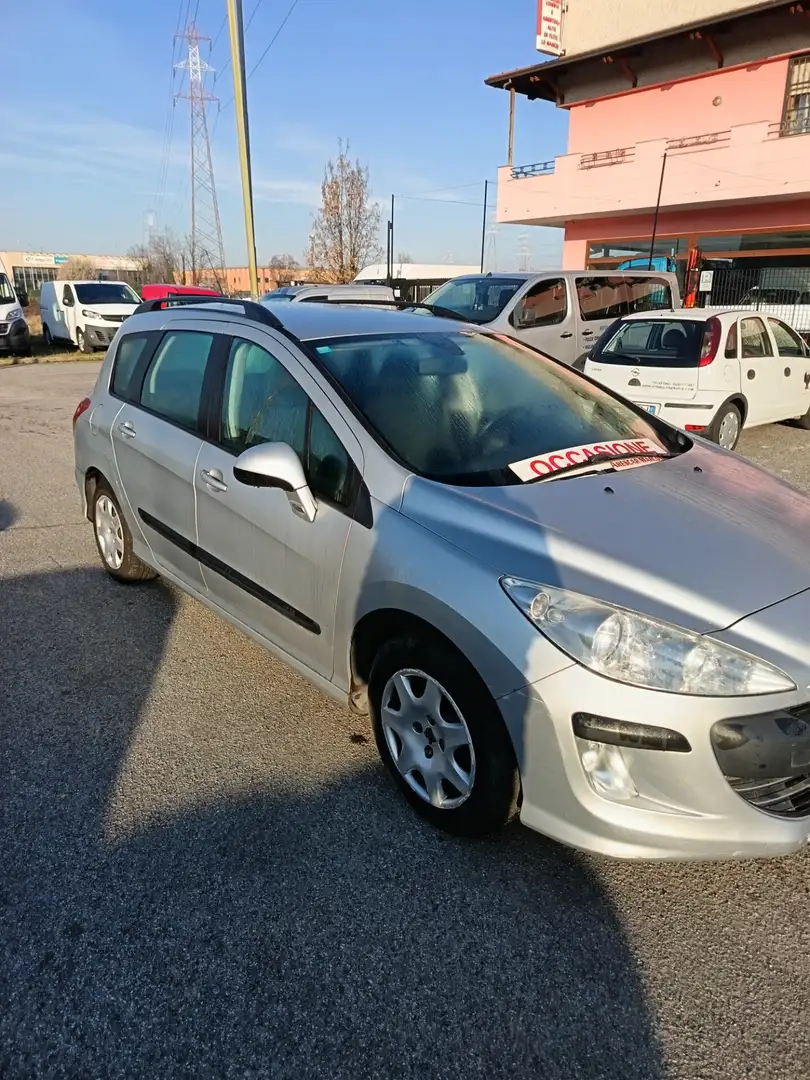 Peugeot 308 308 1.4 VTi 95CV SW Premium Grau - 2
