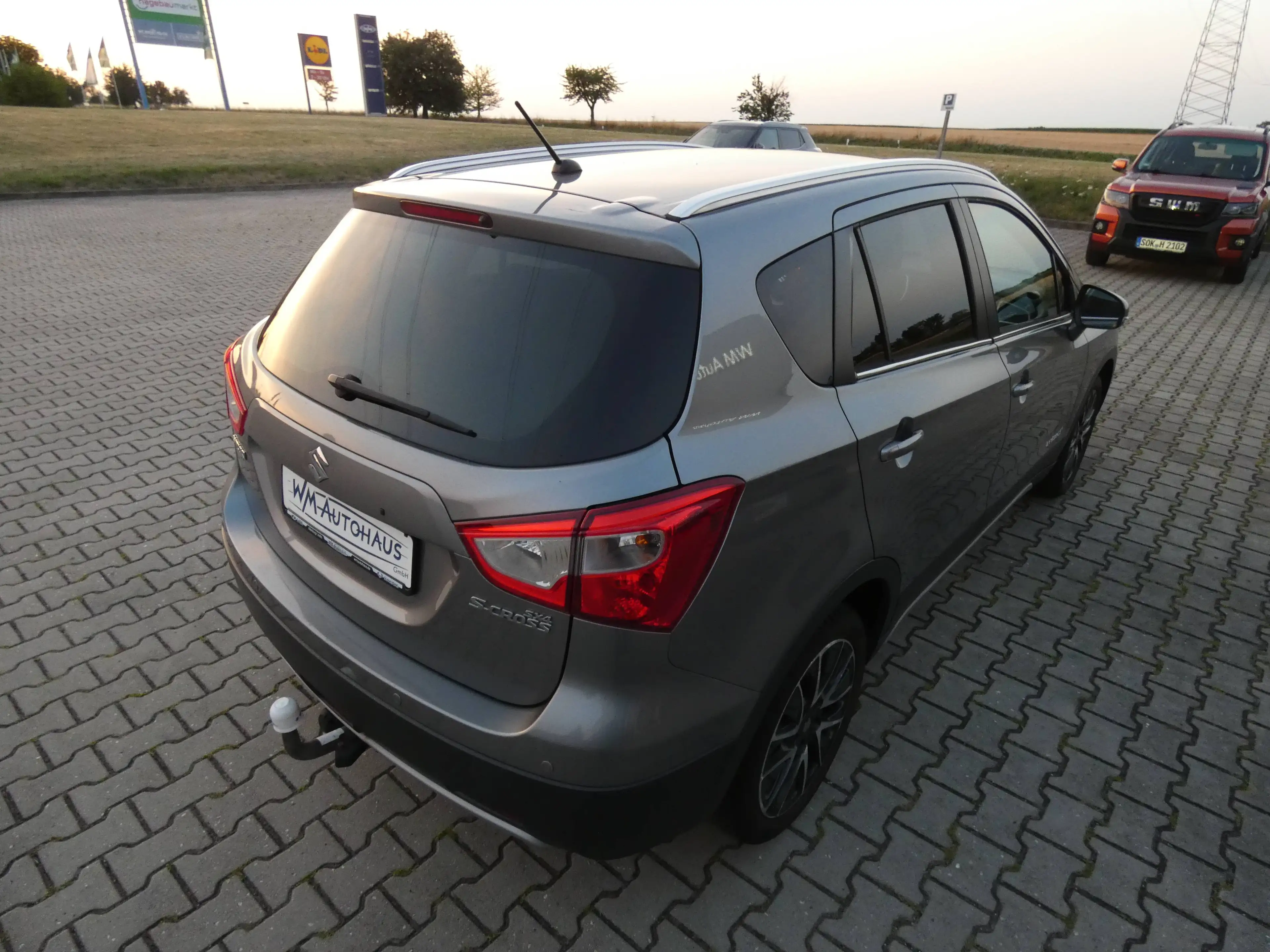 Suzuki SX4 S-Cross 1.6 VVT 4x2 limited+ AHK, Klima, Alu 17", PDC, Sitzheizung, Keyless, Super Zustand, TÜV neu — photo 5