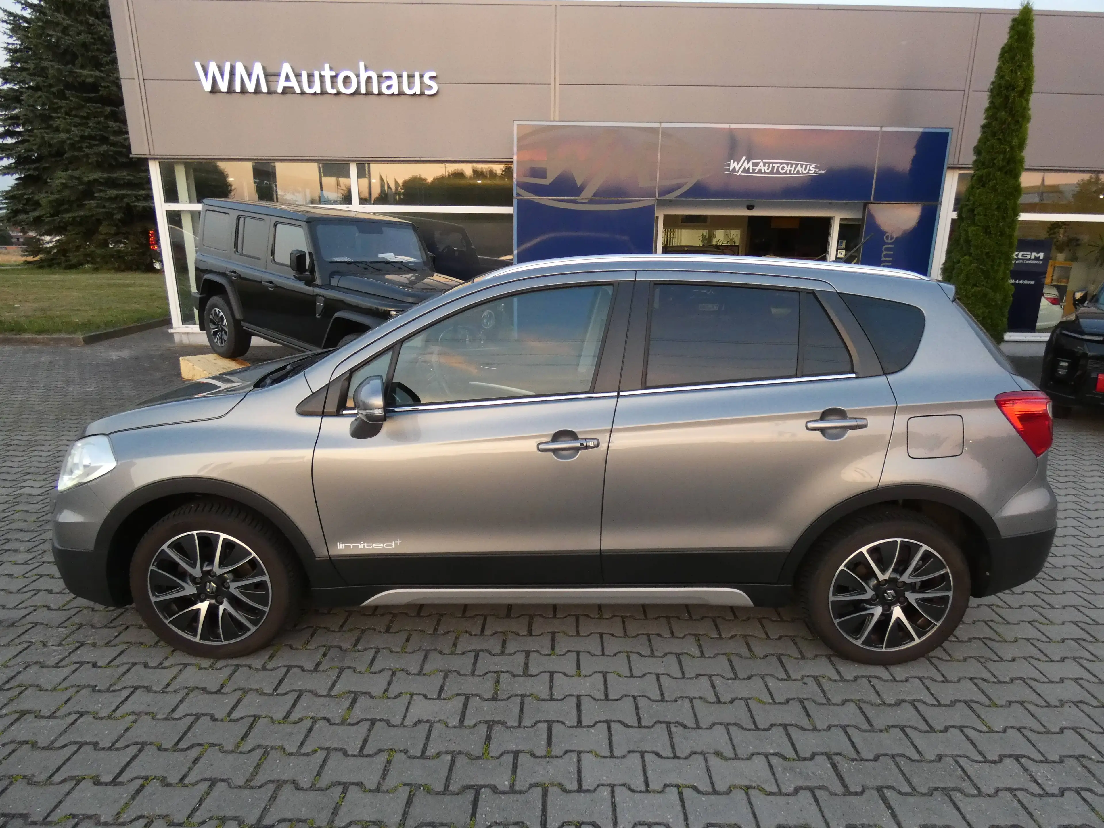 Suzuki SX4 S-Cross 1.6 VVT 4x2 limited+ AHK, Klima, Alu 17", PDC, Sitzheizung, Keyless, Super Zustand, TÜV neu — photo 2