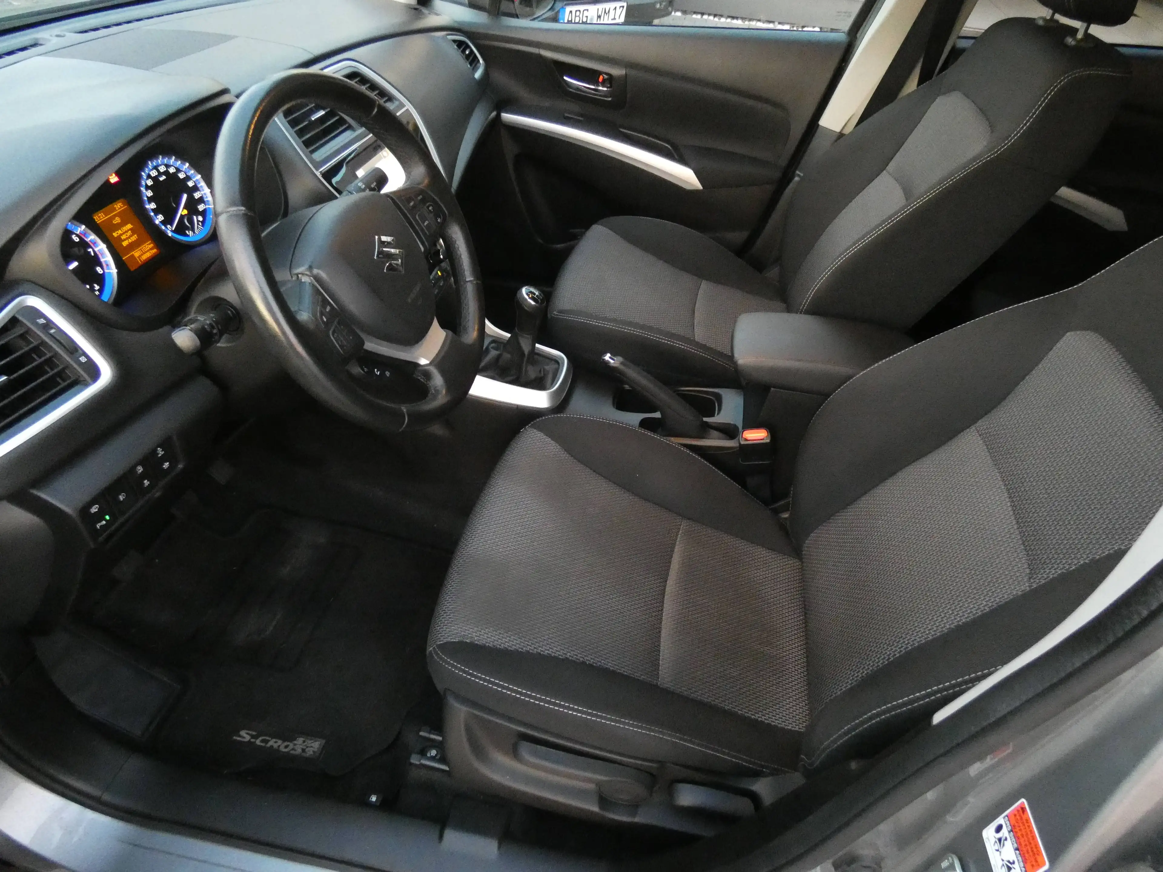 Suzuki SX4 S-Cross 1.6 VVT 4x2 limited+ AHK, Klima, Alu 17", PDC, Sitzheizung, Keyless, Super Zustand, TÜV neu — photo 11