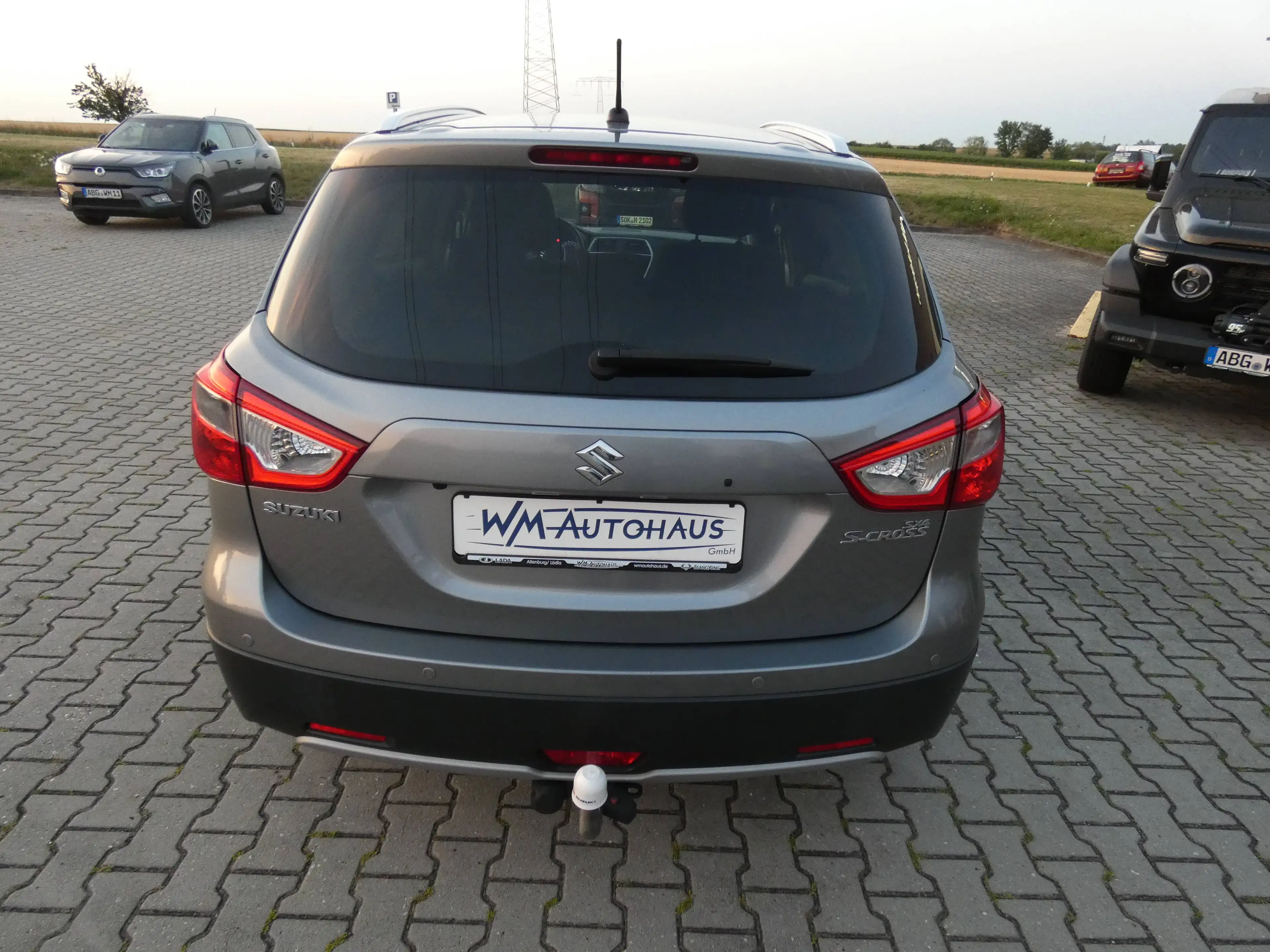 Suzuki SX4 S-Cross 1.6 VVT 4x2 limited+ AHK, Klima, Alu 17", PDC, Sitzheizung, Keyless, Super Zustand, TÜV neu — photo 4