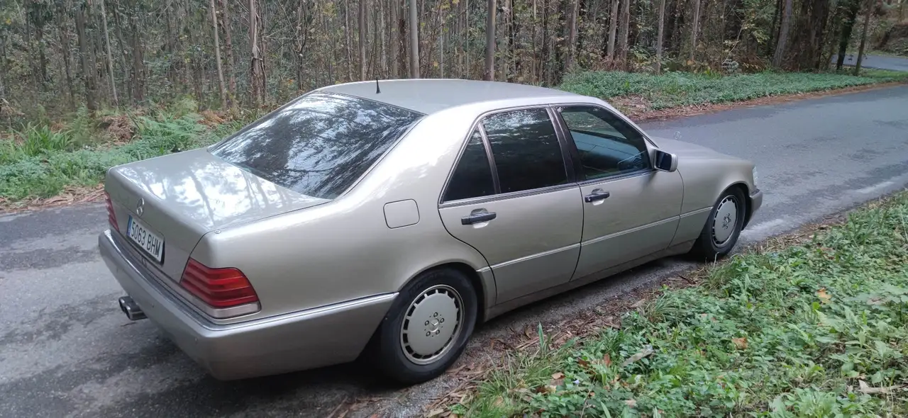 Mercedes-Benz S 400 400SE, foto 2