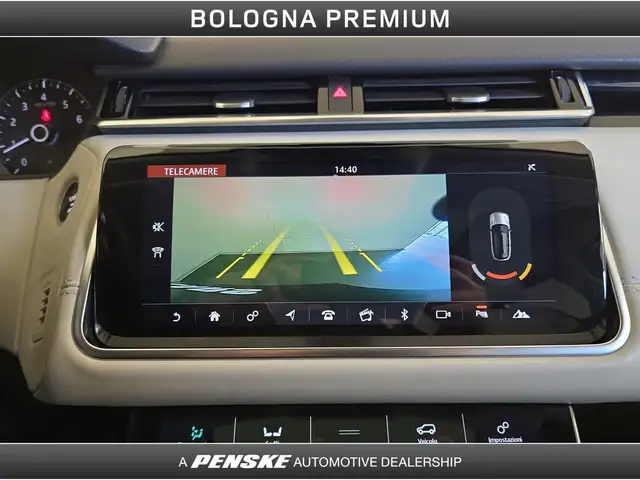 Land Rover Range Rover Velar view 15