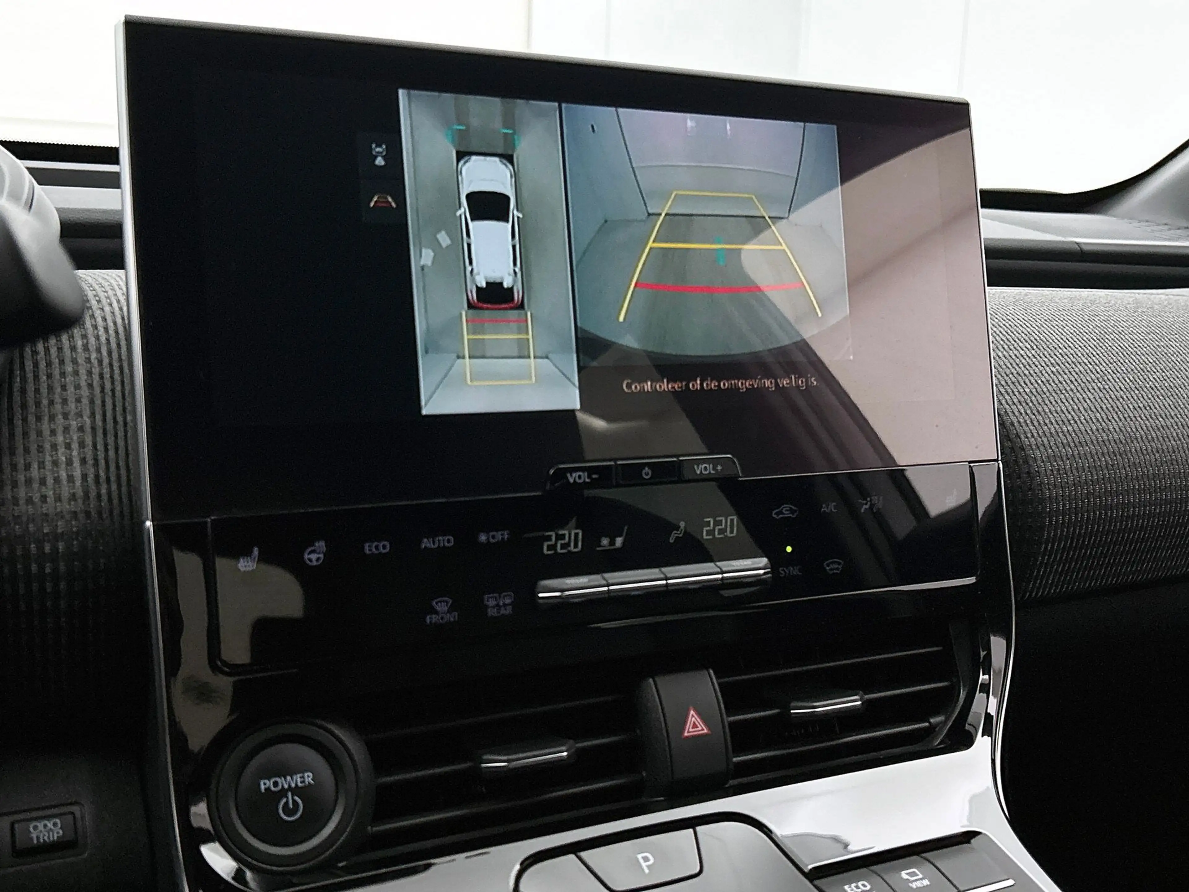 Toyota bZ4X Dynamic 71 kWh | Inc Winterset | 360 Camera | Adap — photo 19