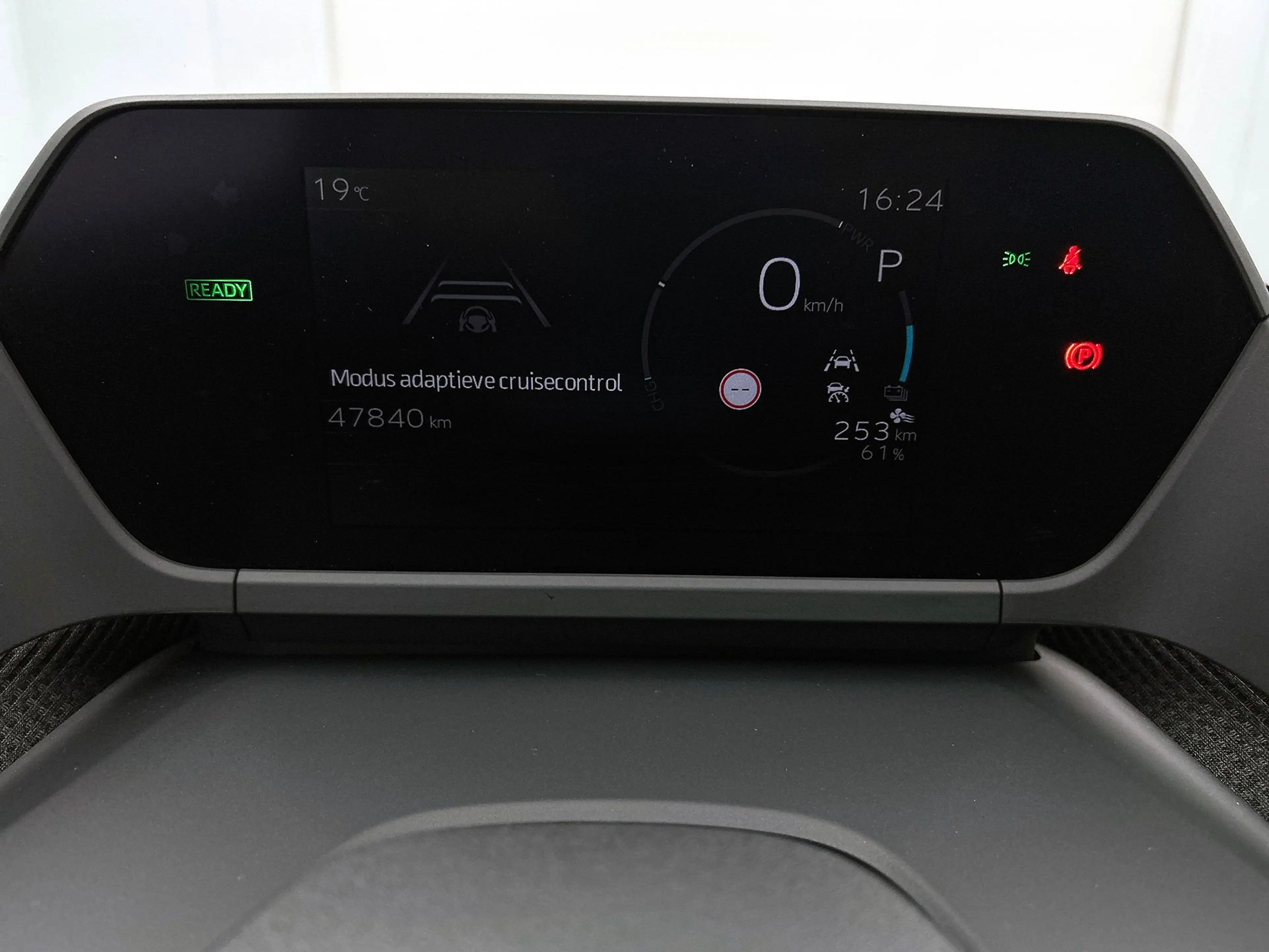 Toyota bZ4X Dynamic 71 kWh | Inc Winterset | 360 Camera | Adap — photo 21