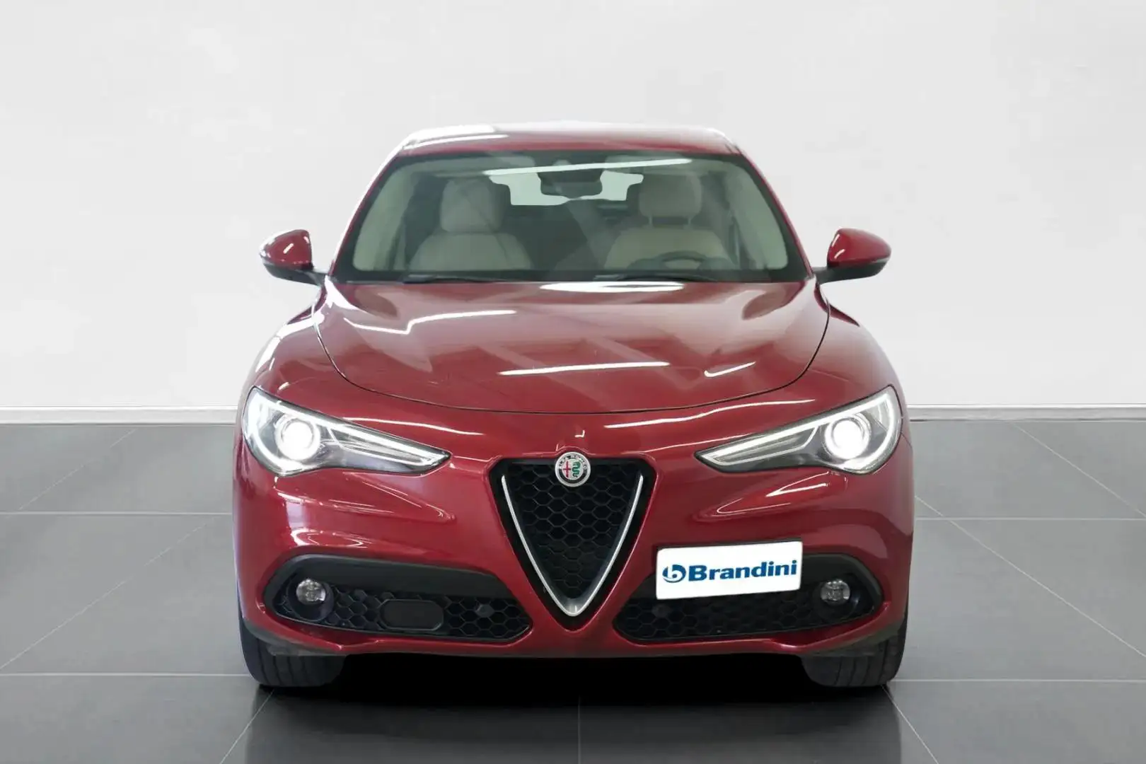 Alfa Romeo Stelvio 2.2 Turbo Executive Rosso - 2