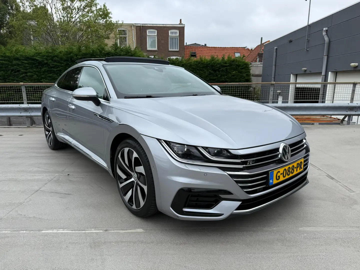 Volkswagen Arteon 1.5 150PK DSG TSI Business R R-Line interieur half Gris - 2