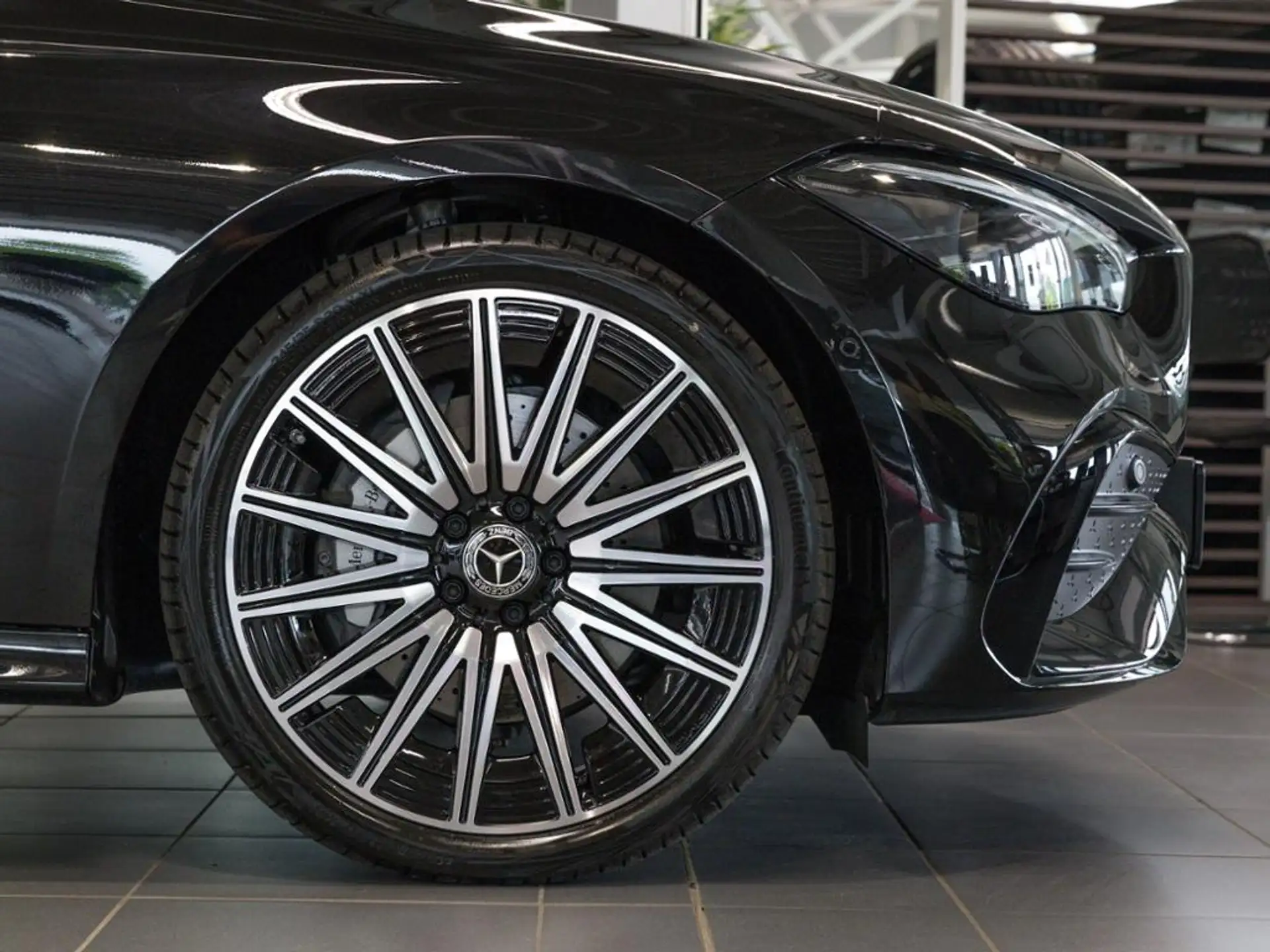 Mercedes-Benz CLE CLE 300 2026 검정 사진 5