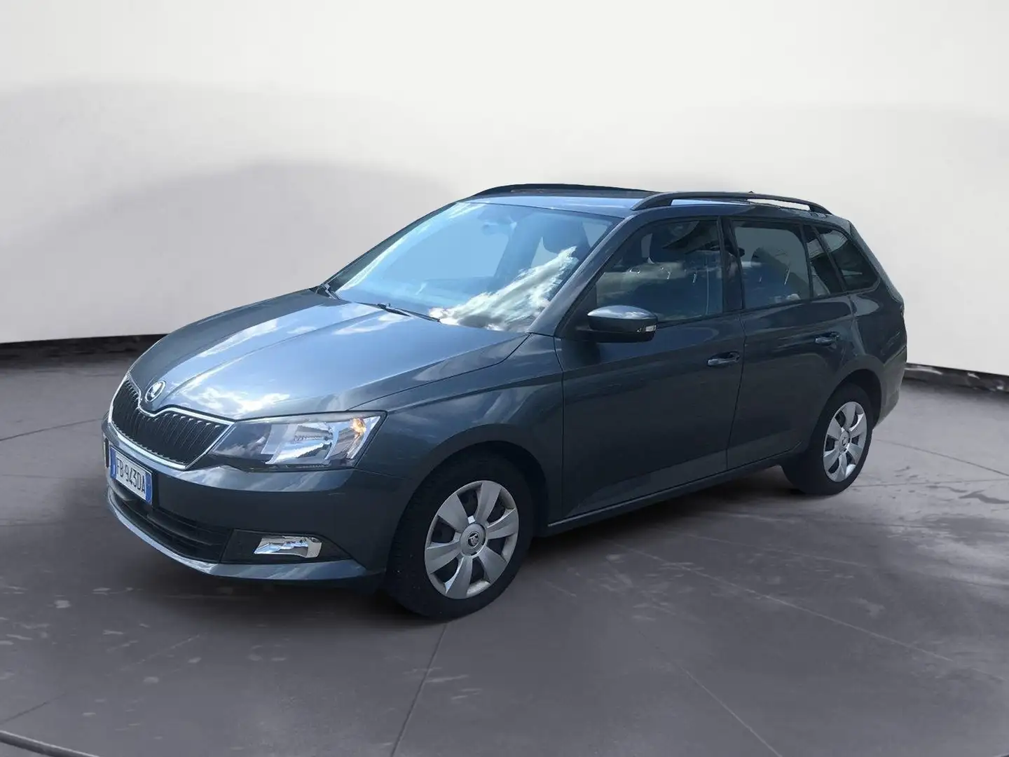 Skoda Fabia NUOVA WAGON 1.4 TDI AMBITION Gris - 1