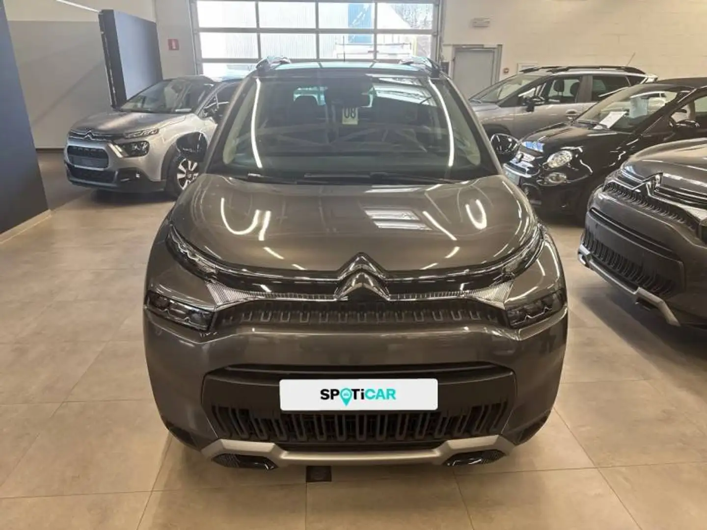 Citroen C3 Aircross 1 1.2 PureTech 110 S&S MAN6 Shine Gris - 2