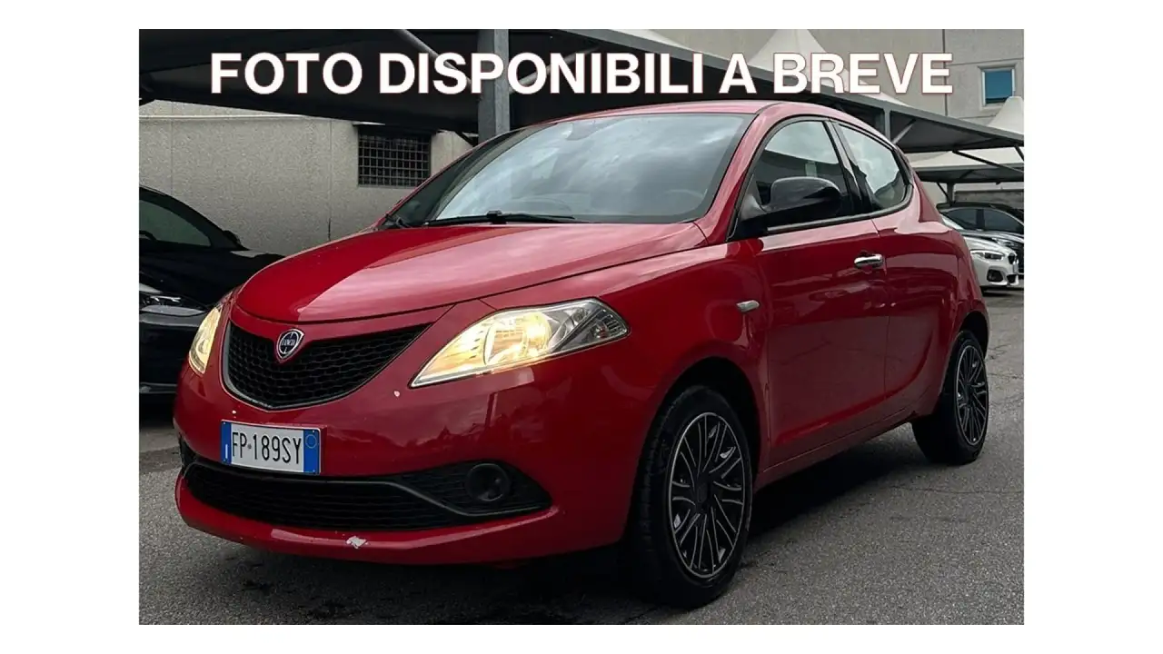 Lancia Ypsilon