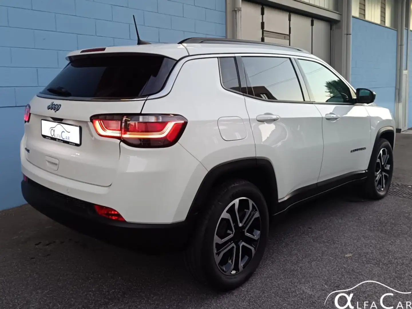 Jeep Compass 1.3 Turbo T4 190 CV PHEV AT6 4xe Limited Bianco - 2