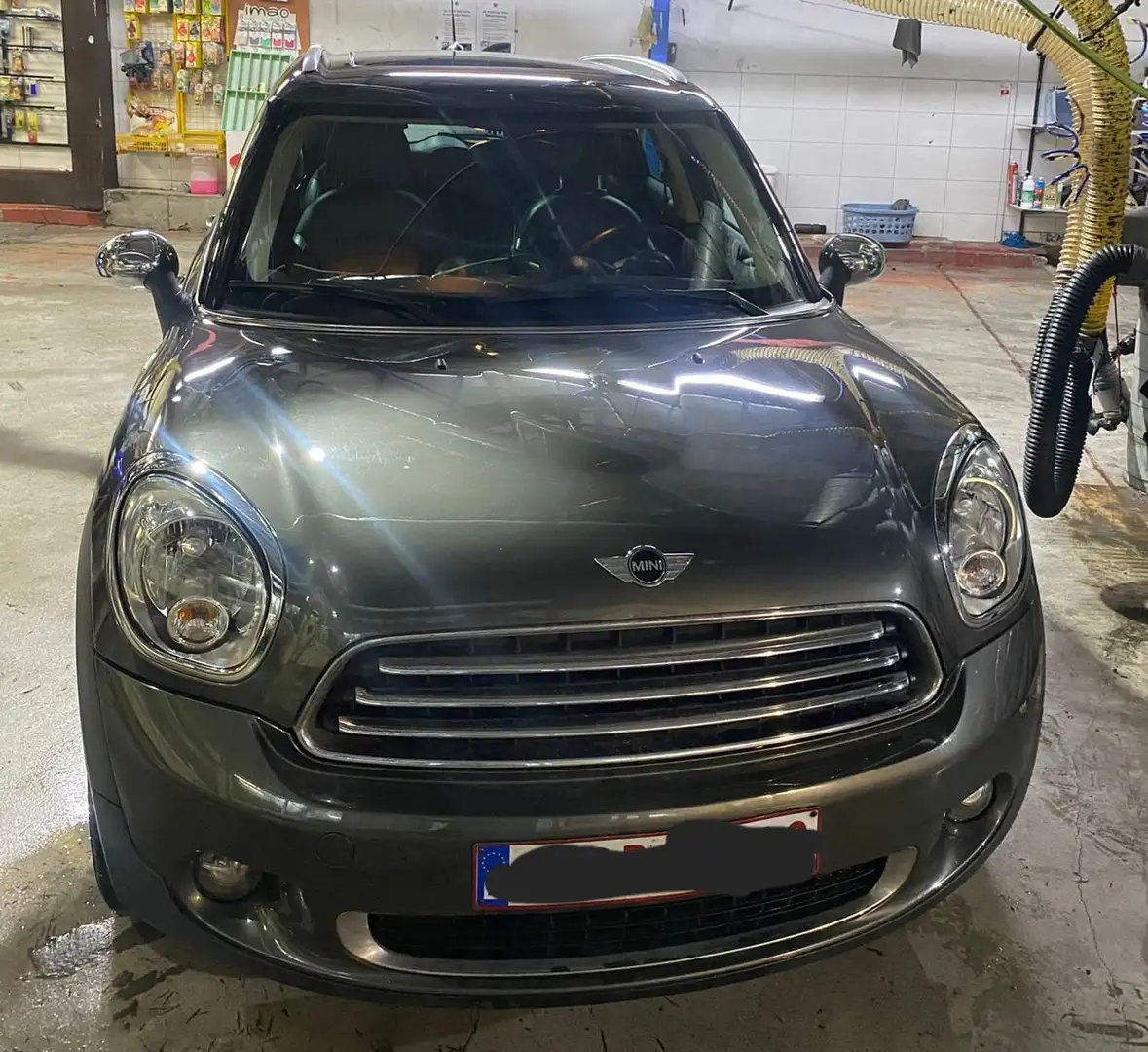 MINI Cooper D Countryman Mini Countryman 1.6 D Cooper ALL4 DPF Grijs - 2