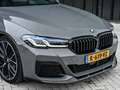 BMW 530 5-serie 530i HIGH EXECUTIVE | NL-AUTO | M-SPORT | Grijs - thumbnail 38