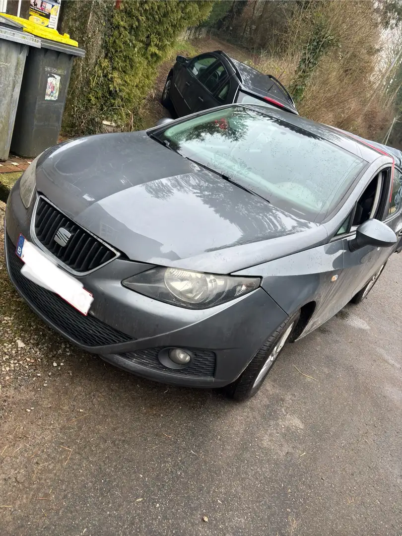 SEAT Ibiza Ibiza 1.2 CR TDi Reference Copa DPF Gris - 1
