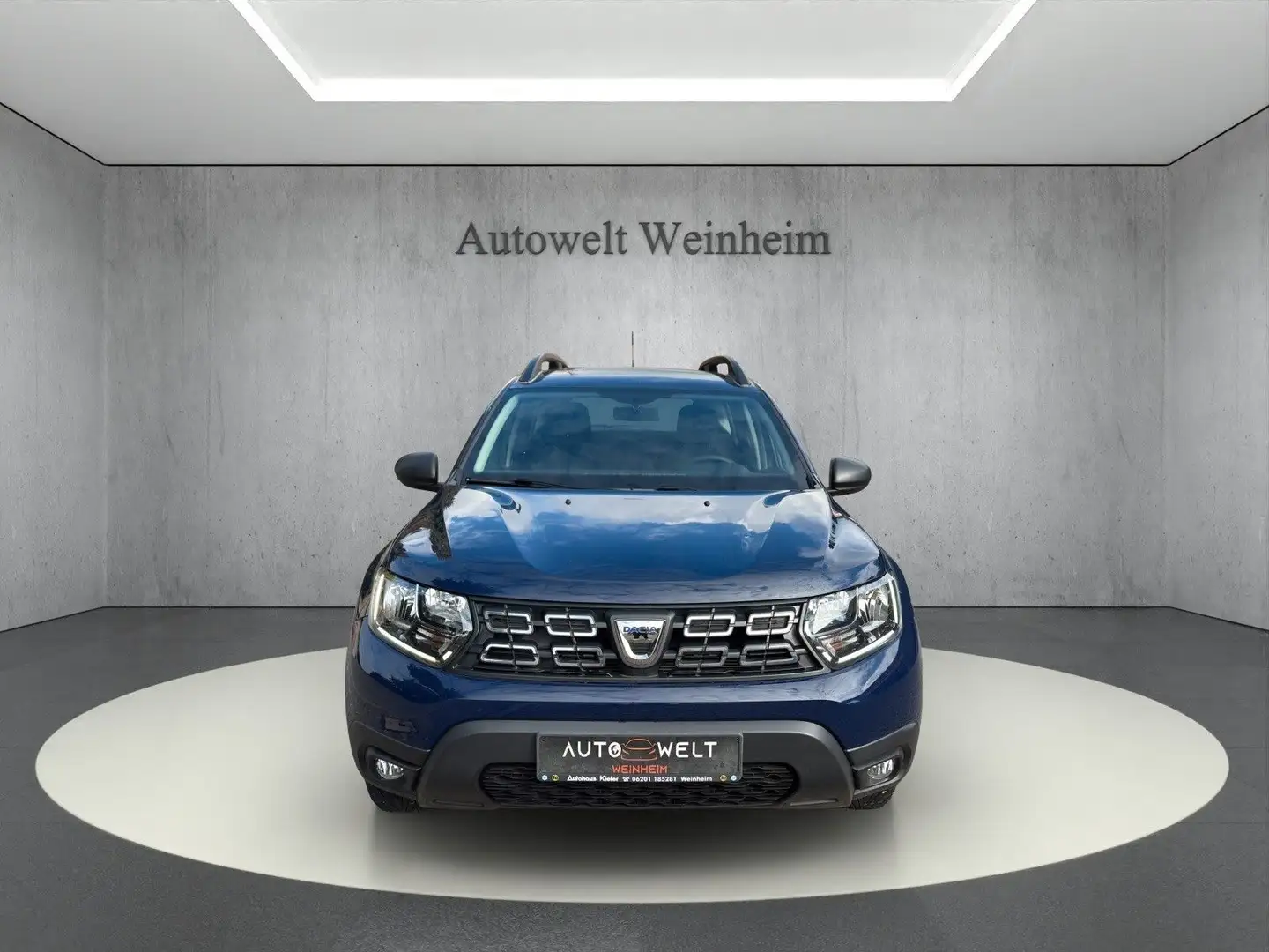 Dacia Duster DUSTER°II°ESSENTIAL°NUR29TKM°1.HAND°1.6°TEMPOMAT Blau - 2