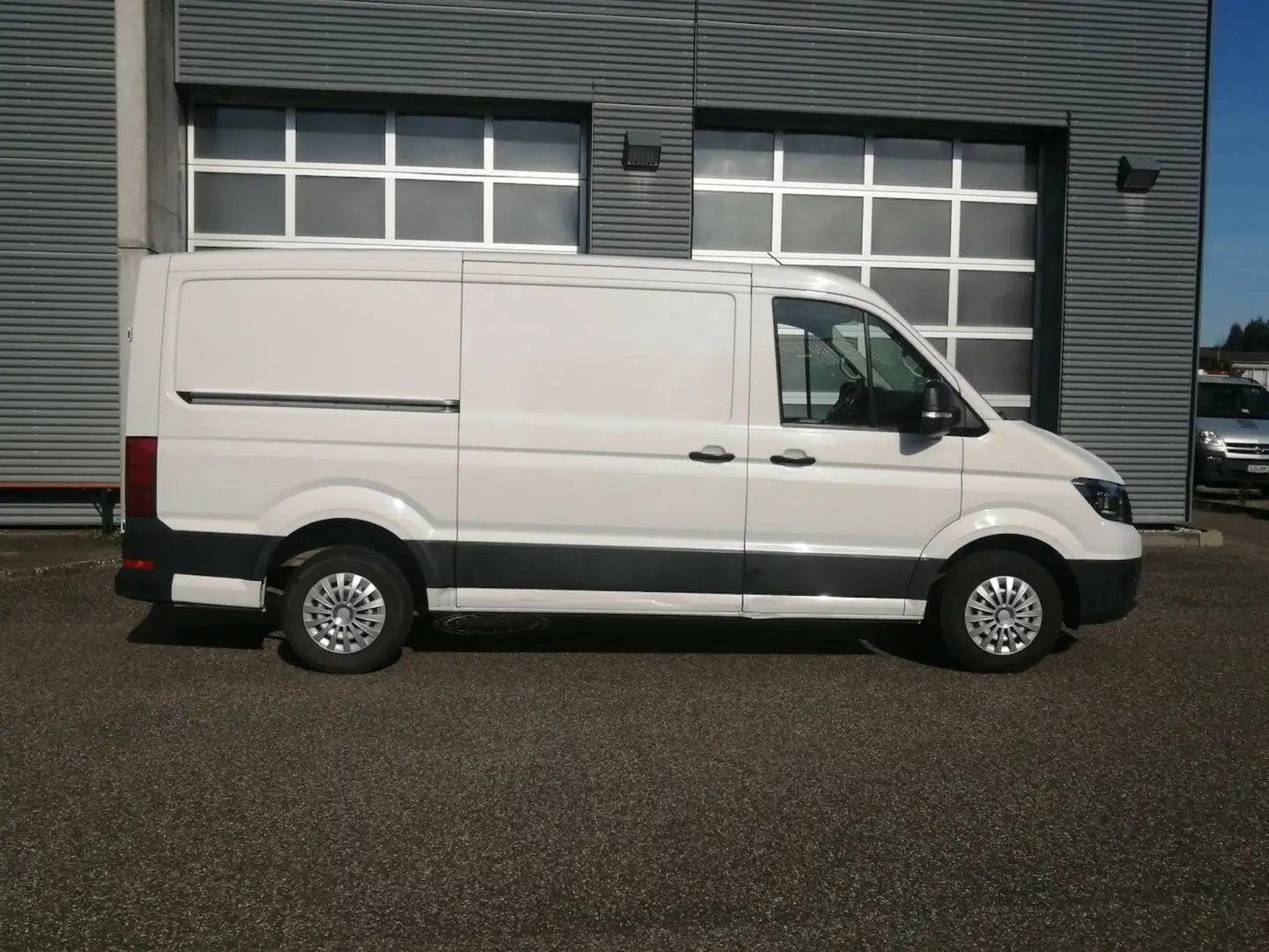 Volkswagen Crafter 2.0 TDI L2 H1 Blanco - 2