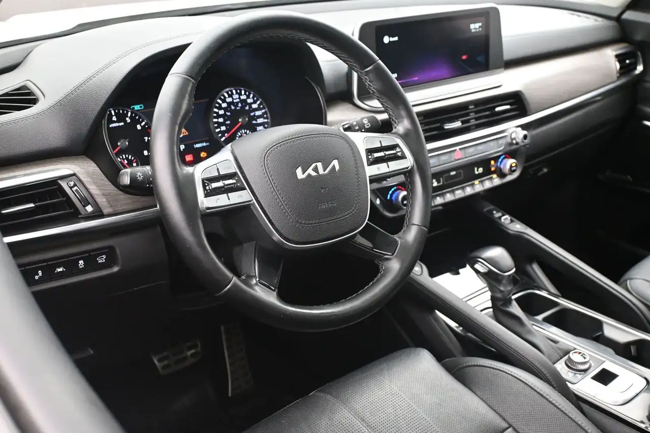 Kia Telluride снимка Kia Telluride