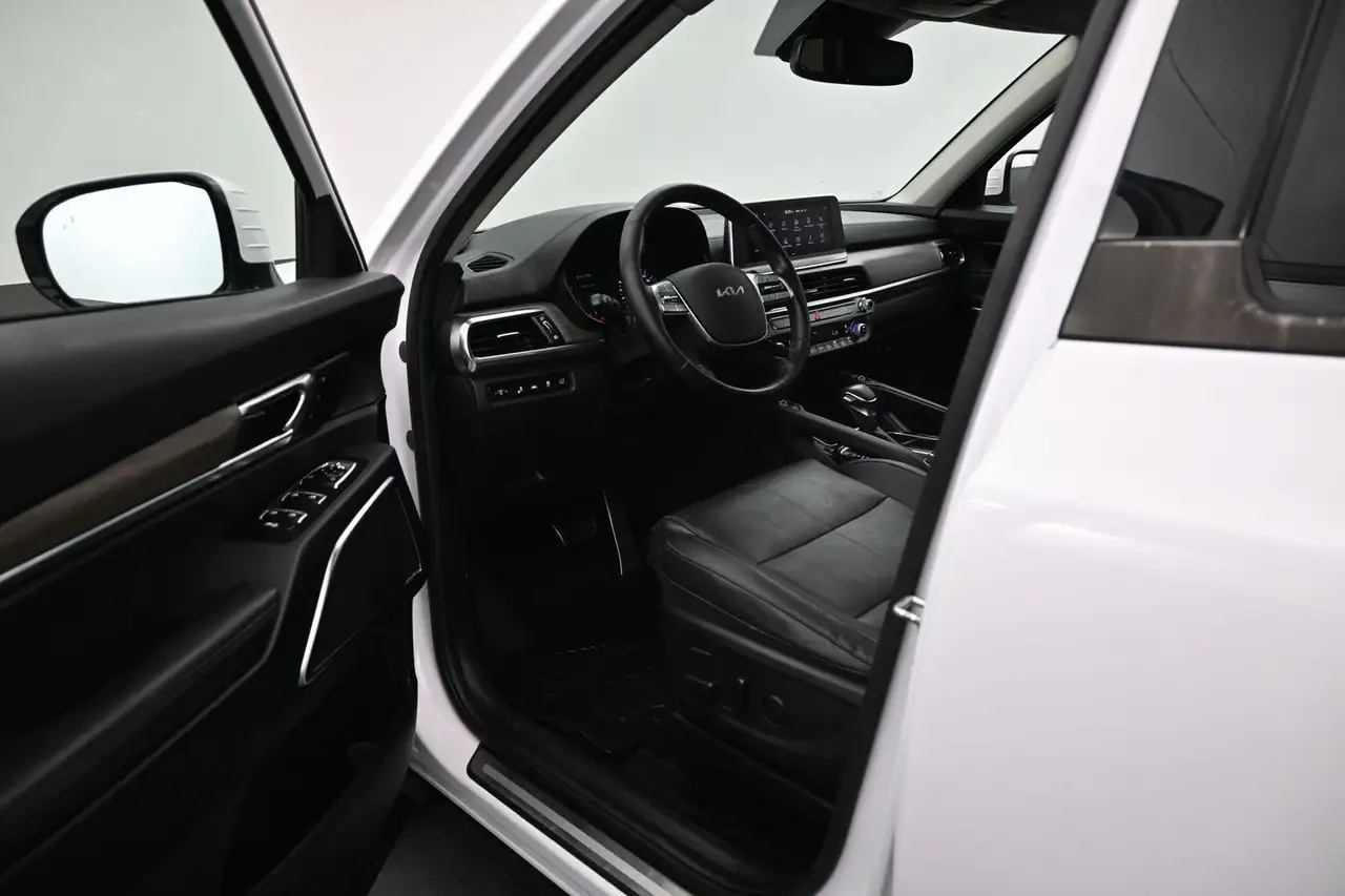Kia Telluride снимка Kia Telluride
