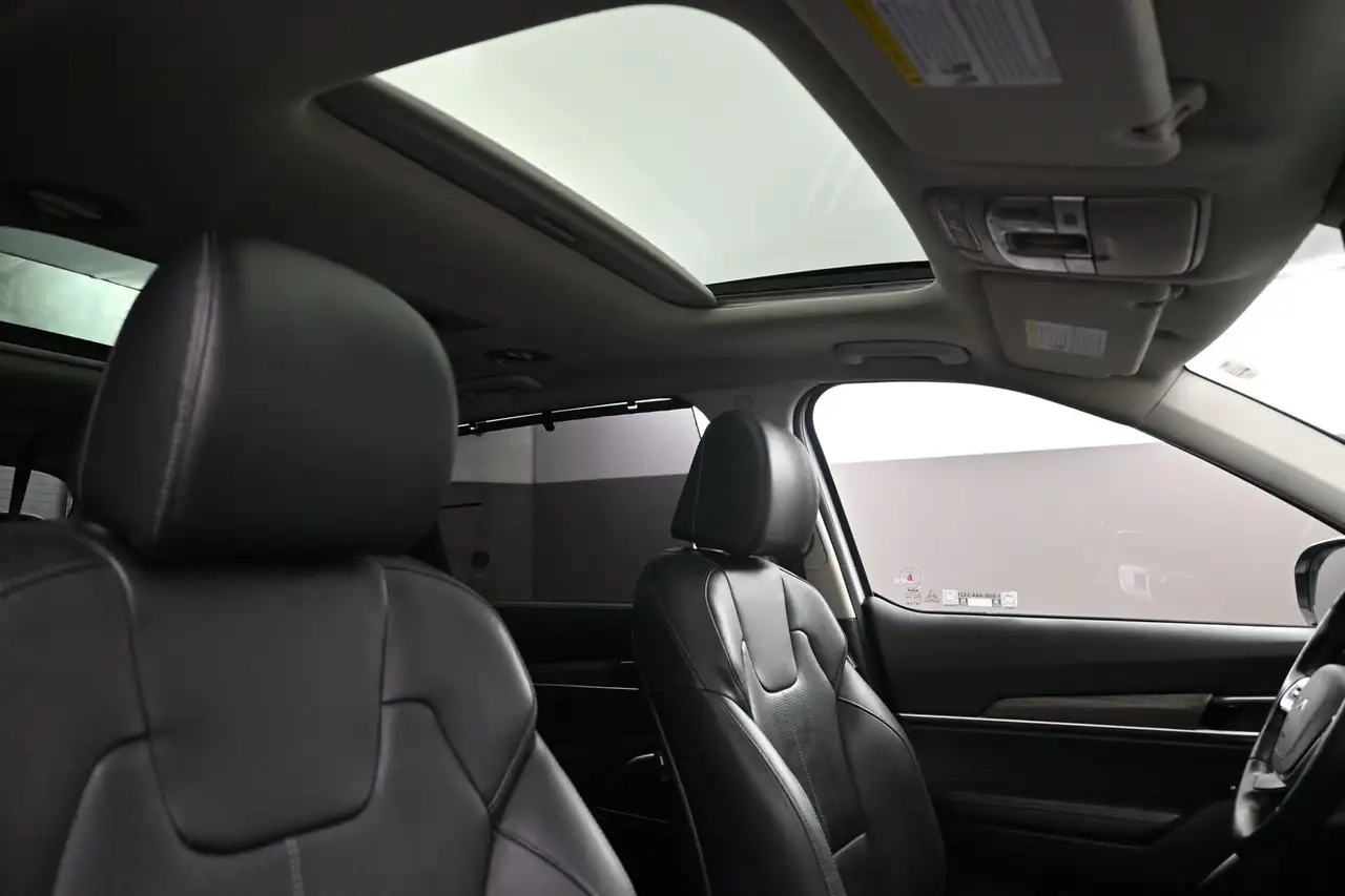Kia Telluride снимка Kia Telluride