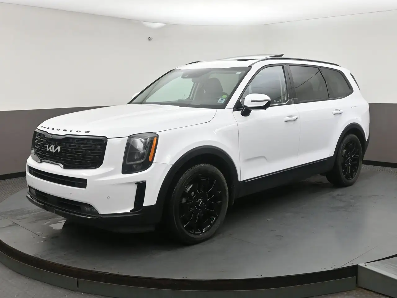 Kia Telluride снимка Kia Telluride