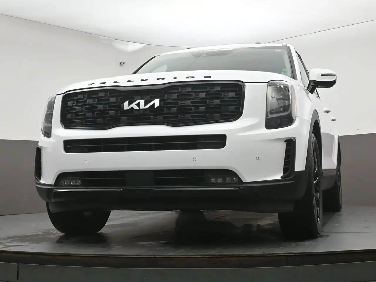 Kia Telluride снимка Kia Telluride