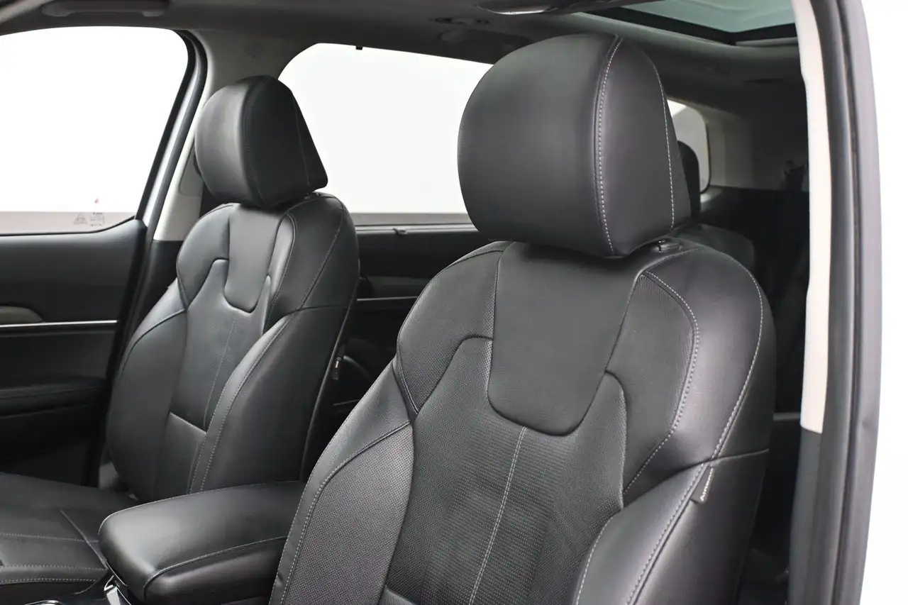 Kia Telluride снимка Kia Telluride