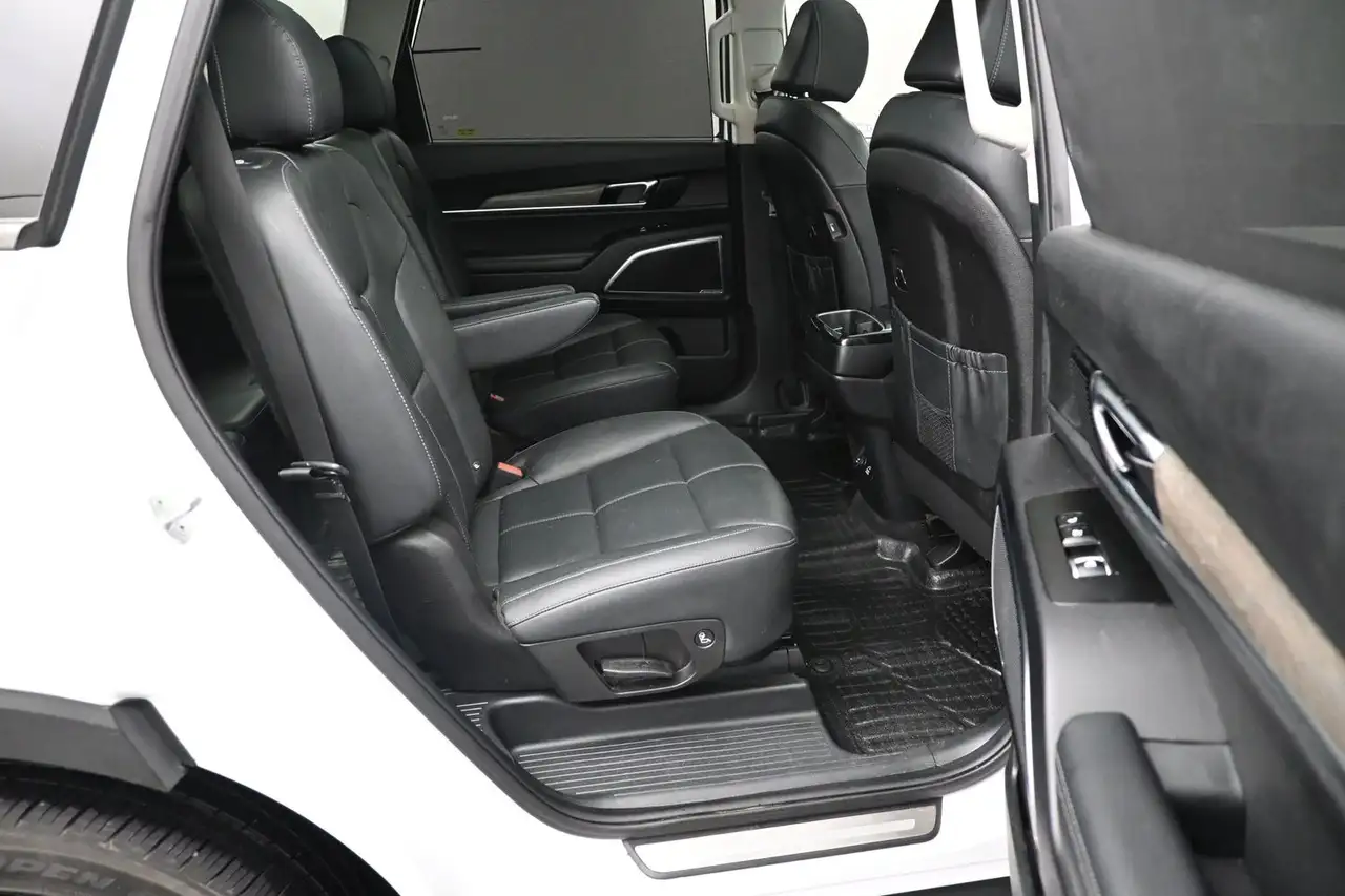 Kia Telluride снимка Kia Telluride