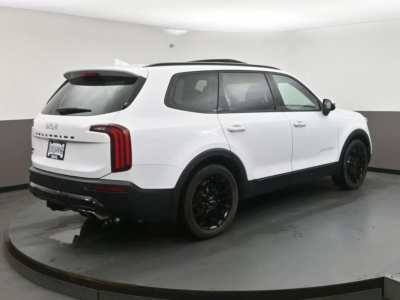 Kia Telluride снимка Kia Telluride