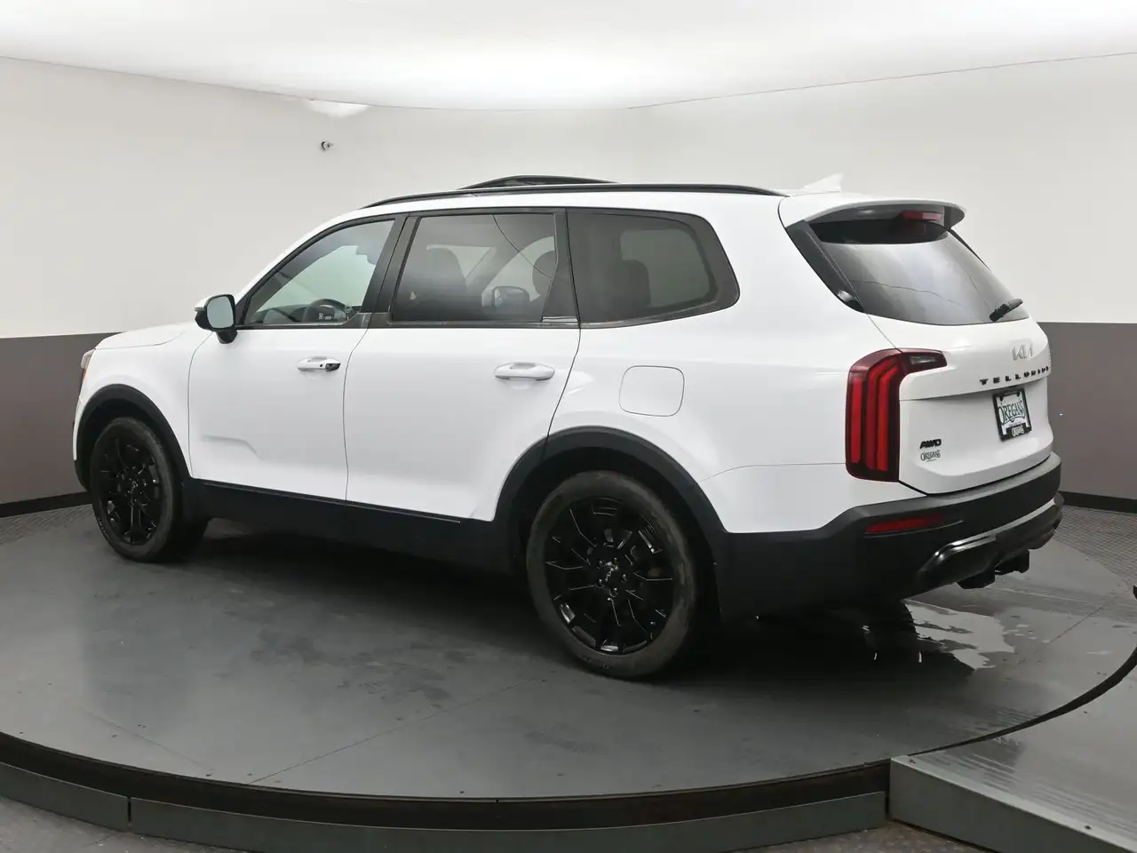Kia Telluride снимка Kia Telluride