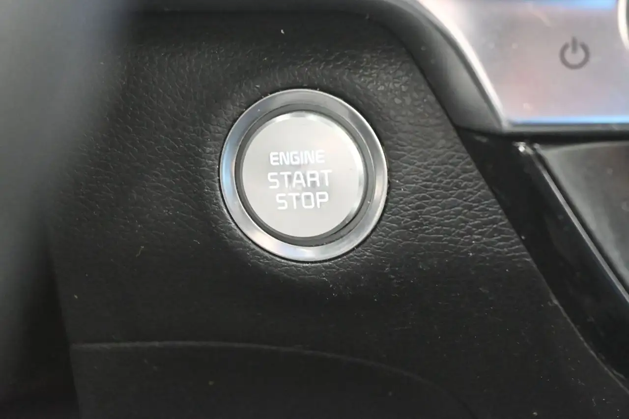 Kia Telluride снимка Kia Telluride