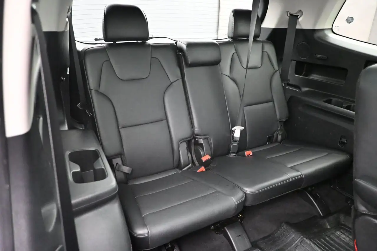 Kia Telluride снимка Kia Telluride
