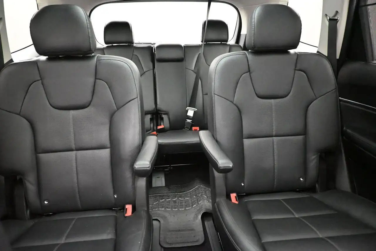 Kia Telluride снимка Kia Telluride