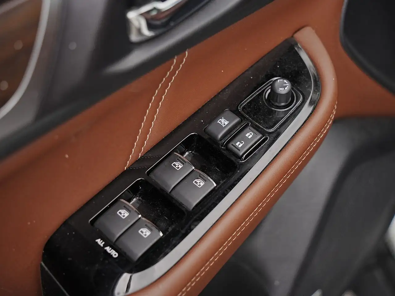 Subaru OUTBACK снимка Subaru OUTBACK