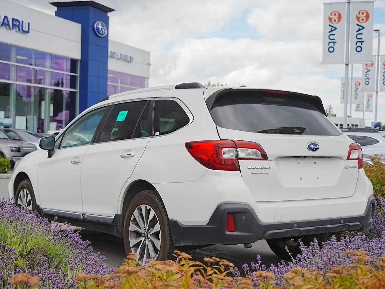 Subaru OUTBACK снимка Subaru OUTBACK
