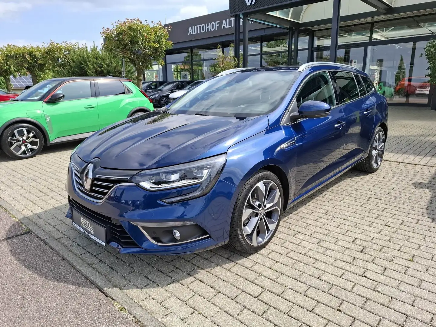 Renault Megane Grandtour BOSE Edition TCe 160 GPF EDC Blau - 1