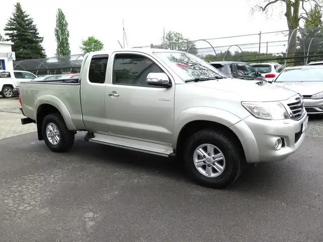 Toyota Hilux Extra Cab Life 4x4, Klima, AHK, RFK, Alu