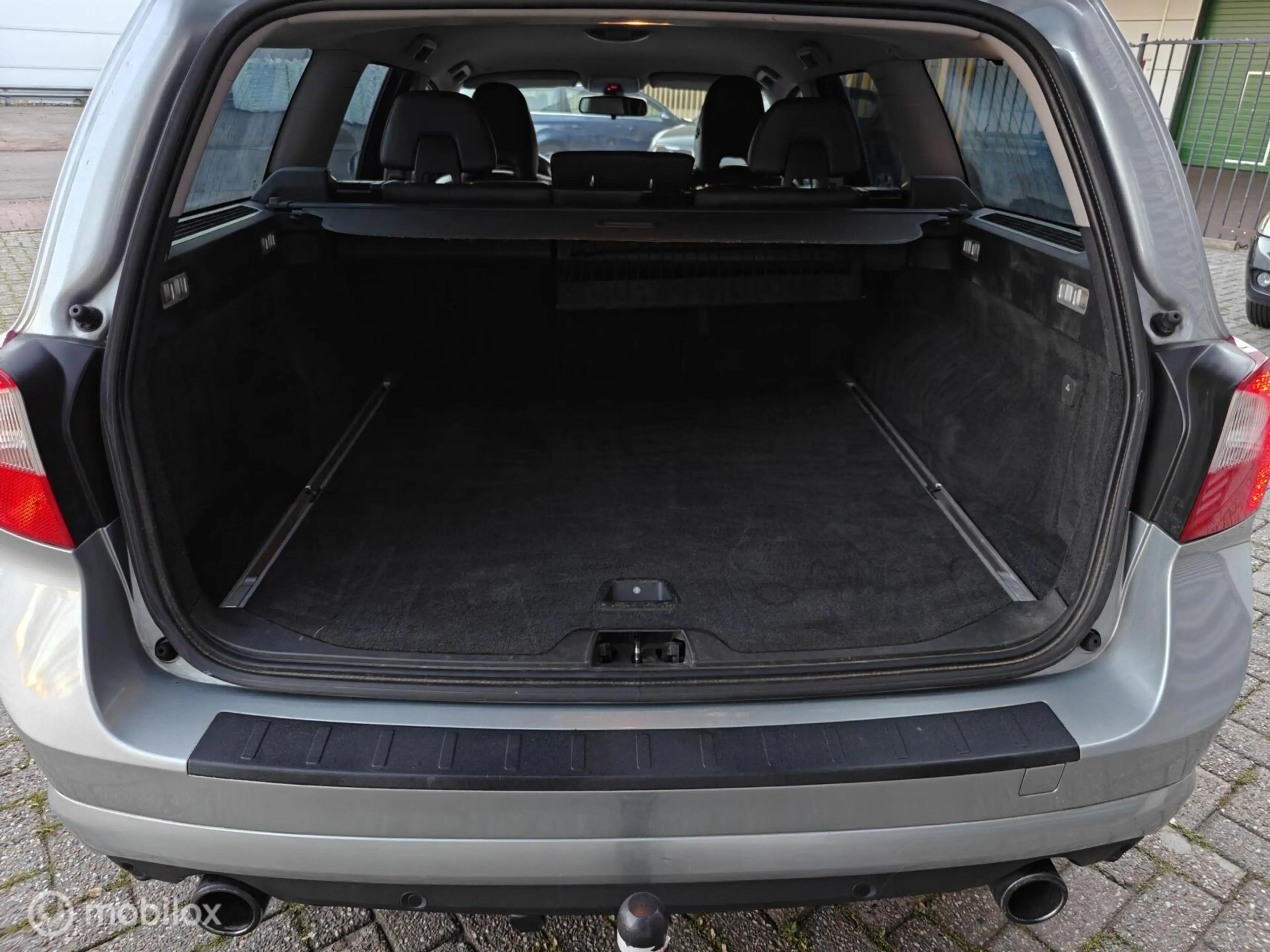 Volvo V70 2.0T 203pk AUTOMAAT-6 R-Design Clima PDC Trekhaak — photo 18