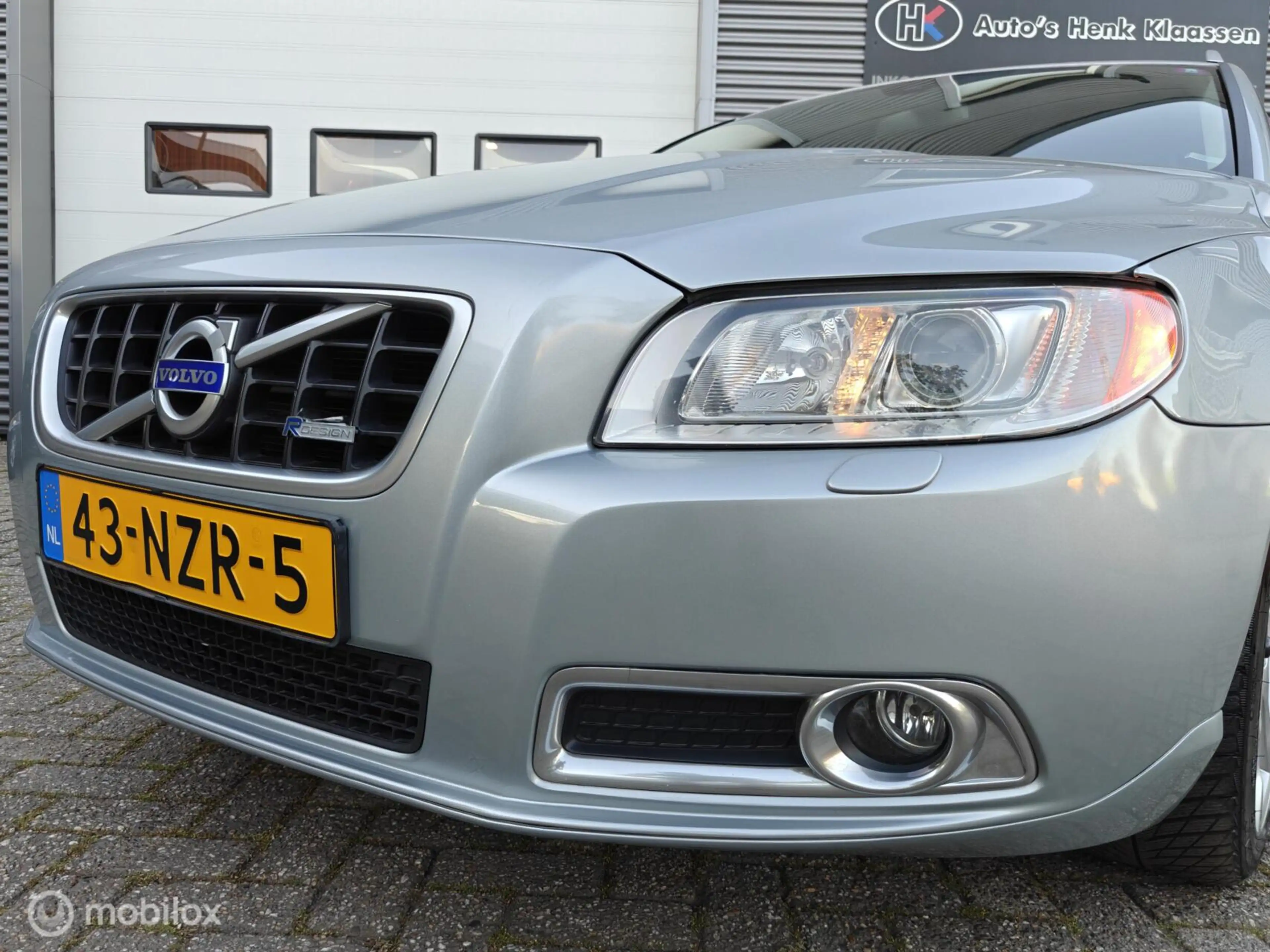 Volvo V70 2.0T 203pk AUTOMAAT-6 R-Design Clima PDC Trekhaak — photo 24