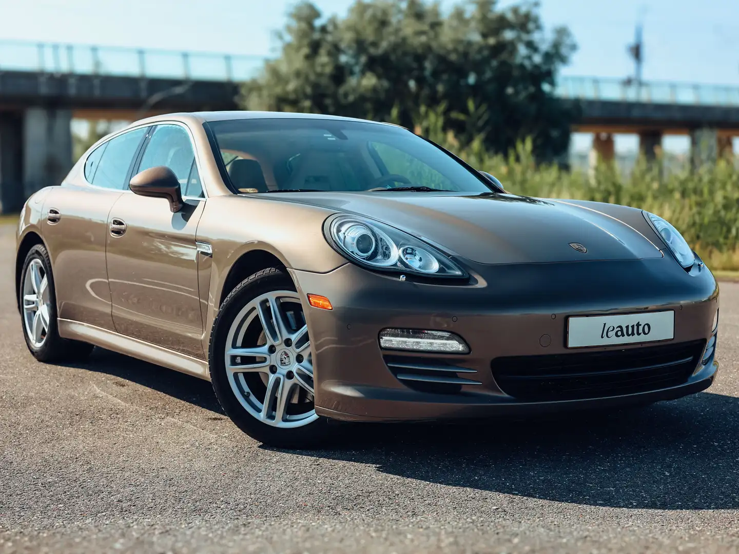 Porsche Panamera 4S 4.8 V8 Youngtimer Bruin - 1