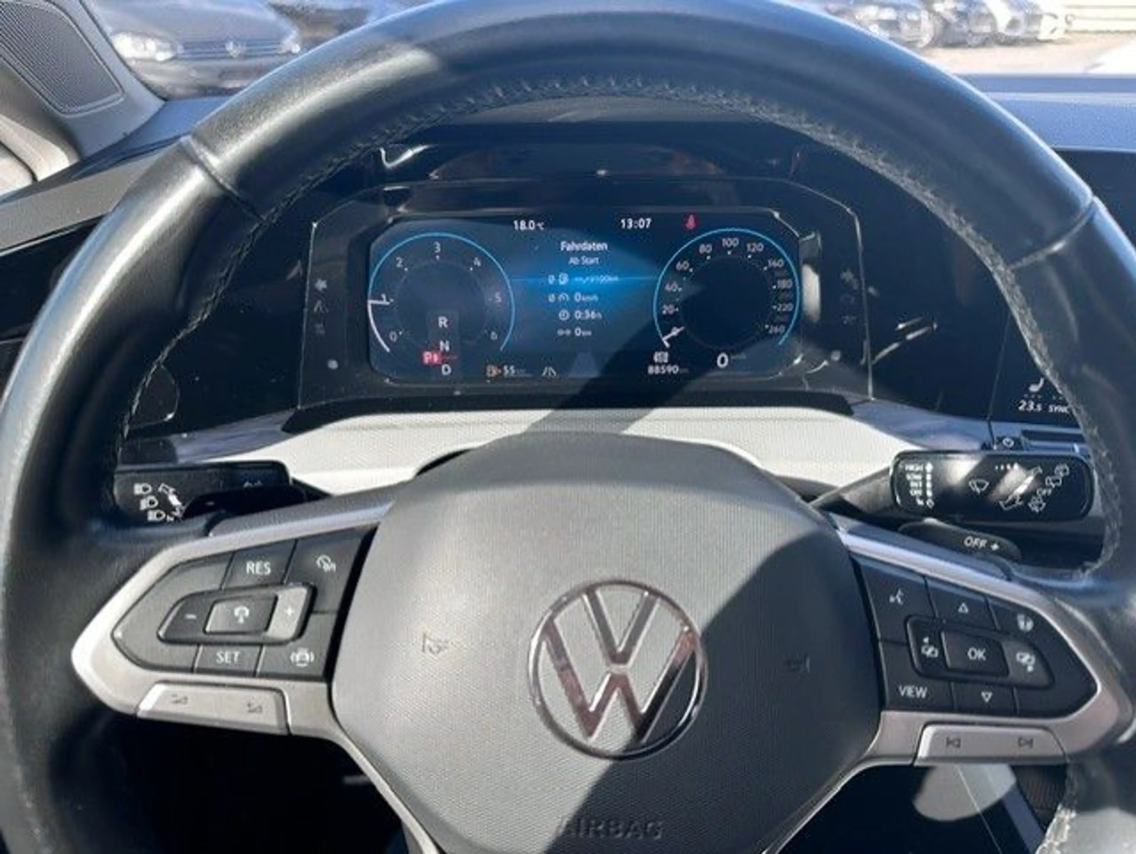 Volkswagen Golf VIII Variant Move 2,0 TDI AUTOMATIK*APP — photo 13