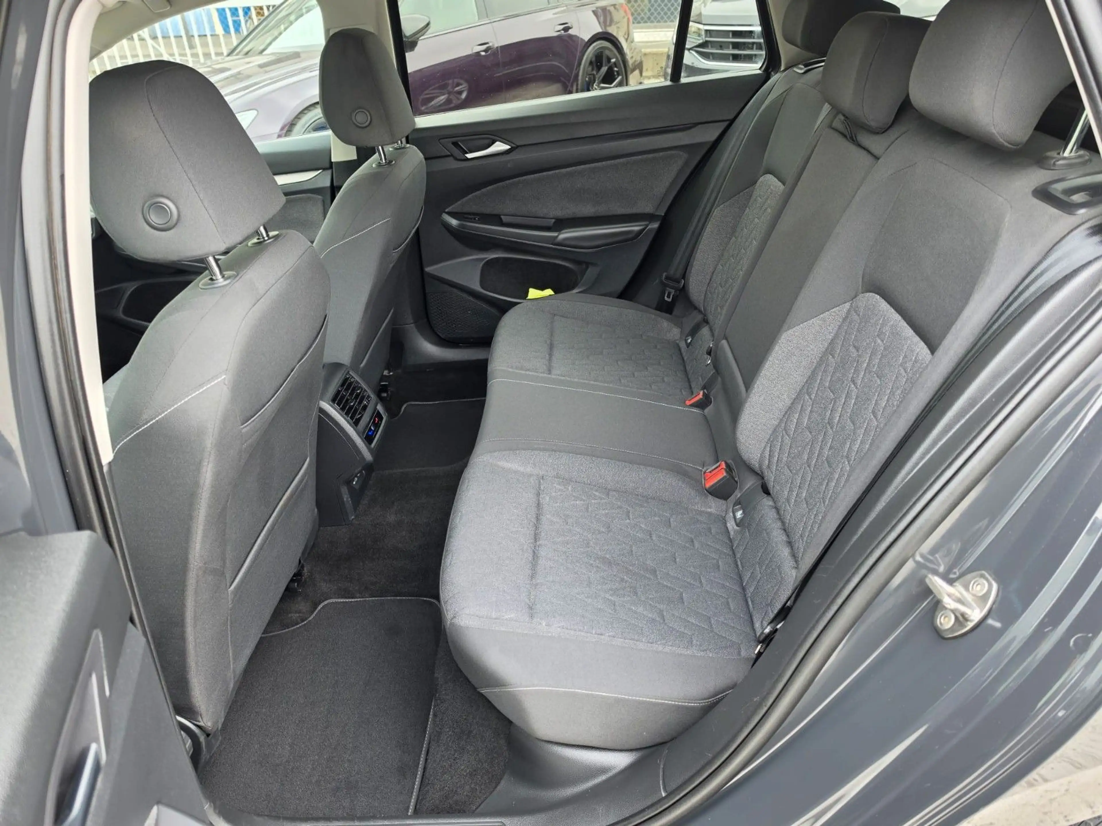 Volkswagen Golf VIII Variant Move 2,0 TDI AUTOMATIK*APP — photo 9
