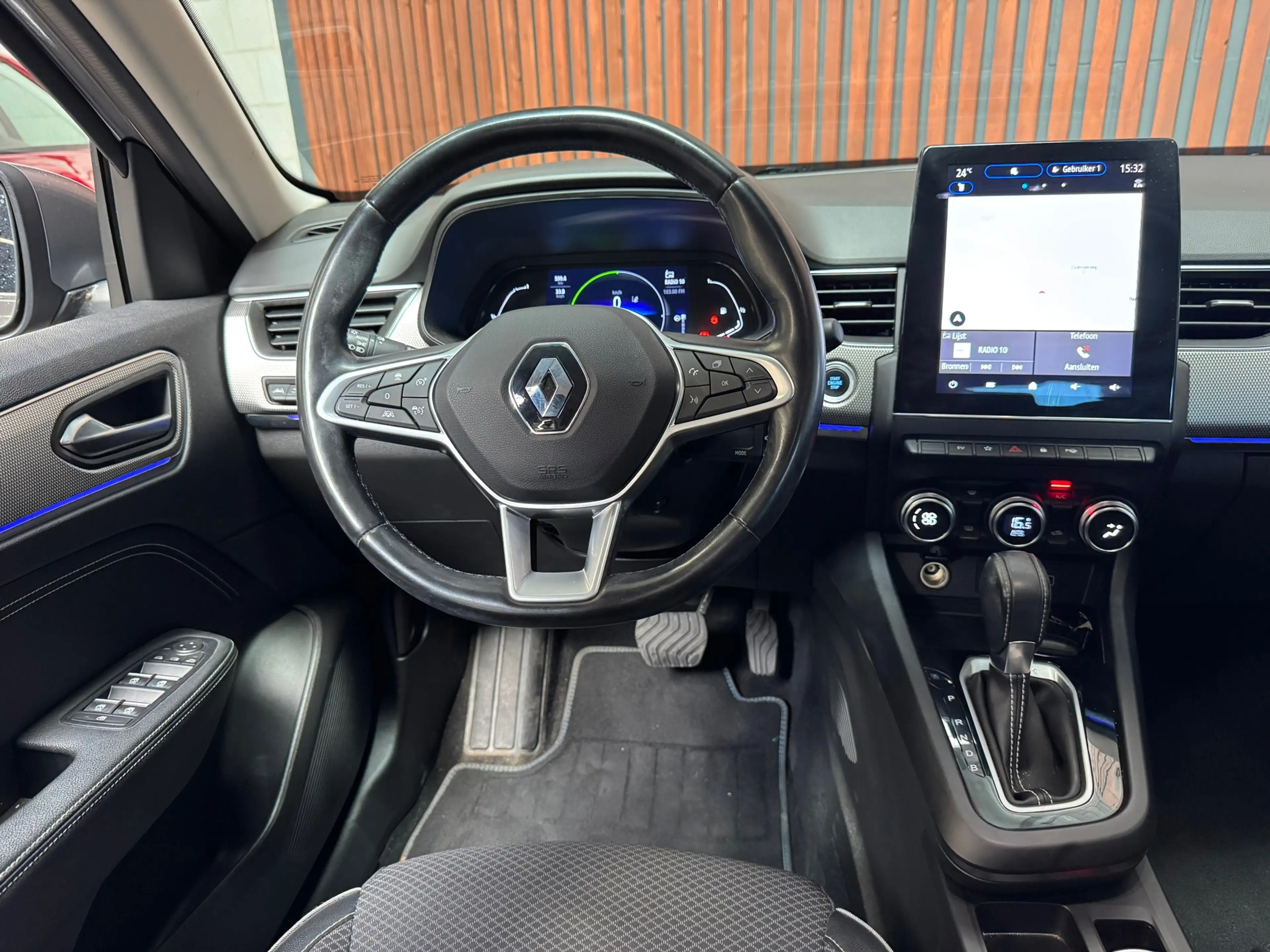 Renault Arkana 1.6 E-Tech Hybrid 145 Intens Clima-Cruise-Carplay- — photo 12
