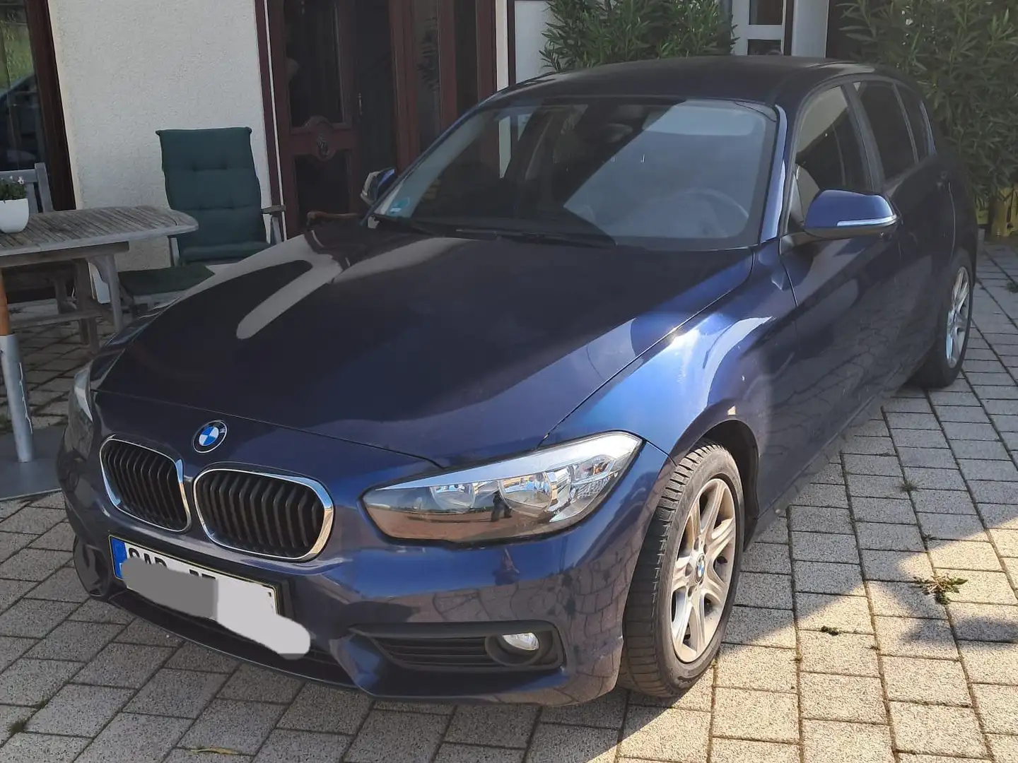 BMW 116 116i Advantage Blau - 1
