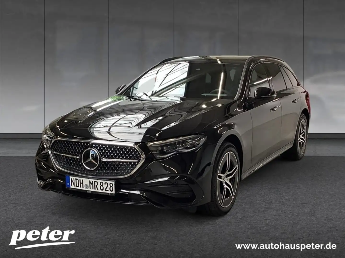 Mercedes-Benz E 450 d 4M T AMG/Night/Digital/Panorama-SD/AHK Black - 1