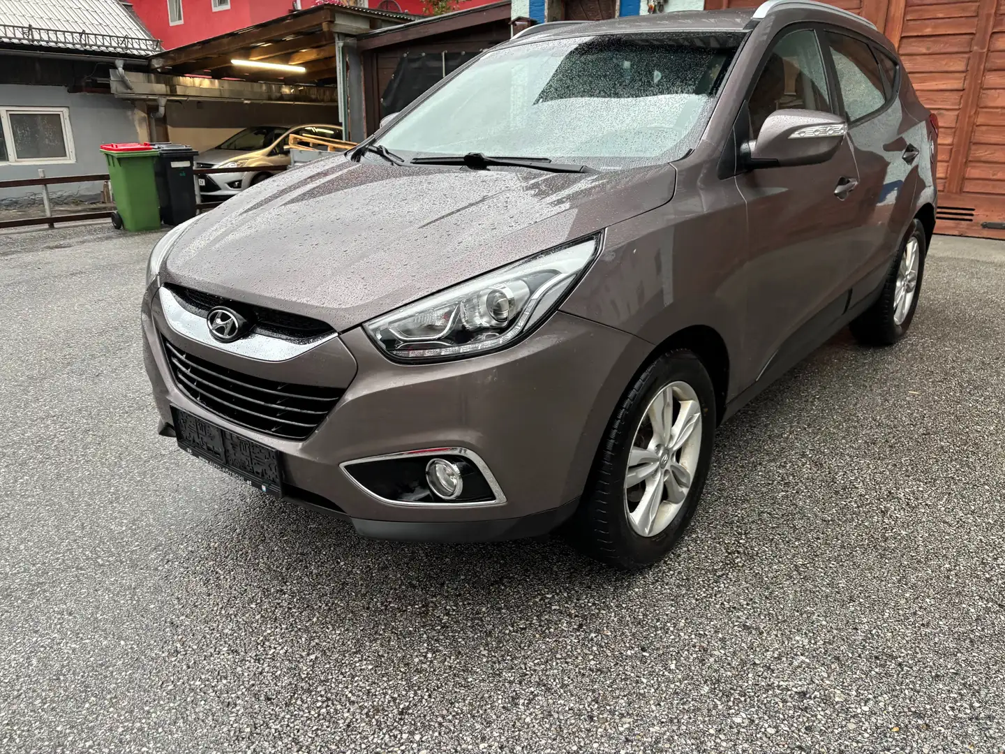 Hyundai iX35 2.0 Diesel-4X4 Braun - 1