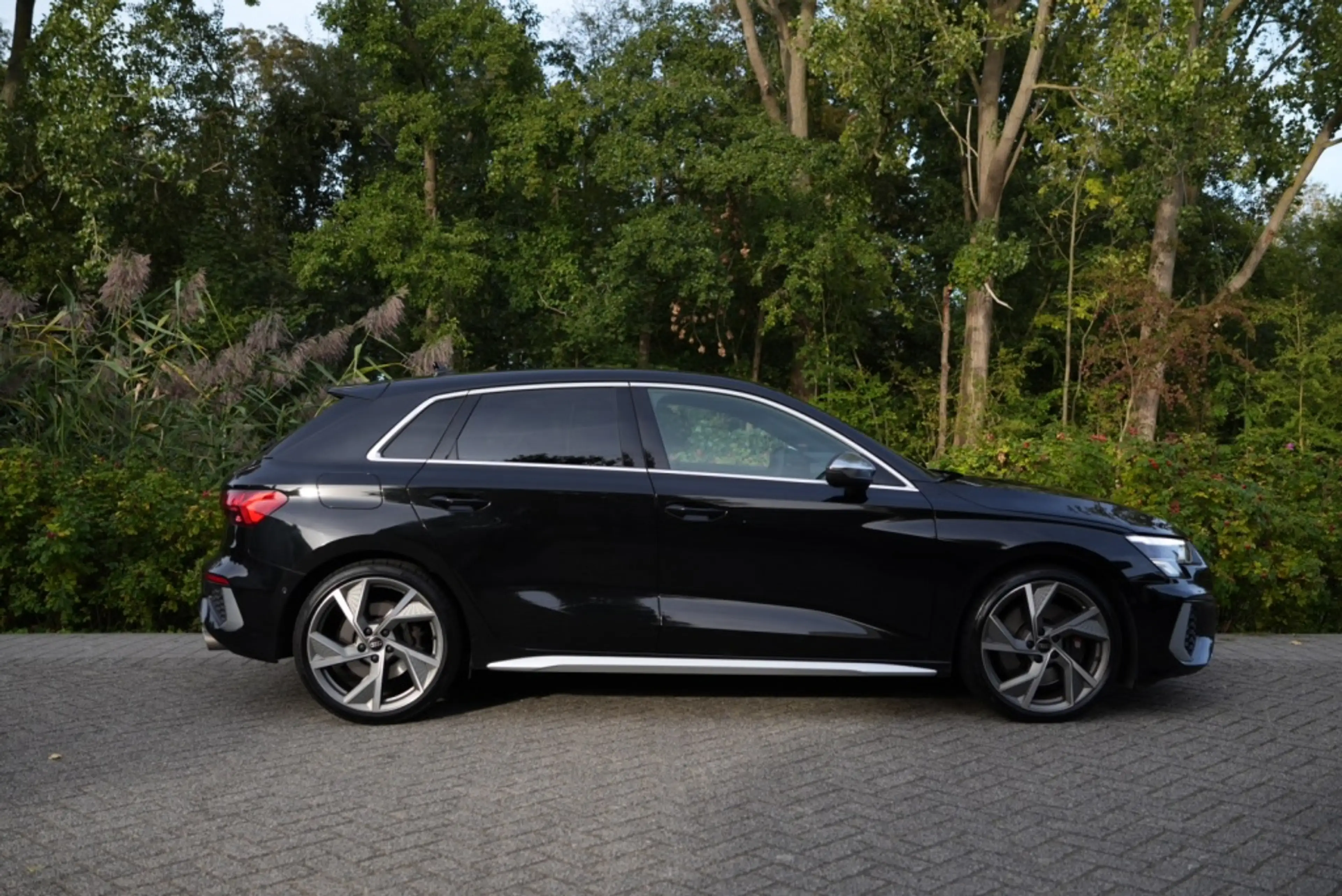 Audi S3 Sportback 2.0 TFSI quattro, S-Tronic, Matrix, 2023 — photo 4