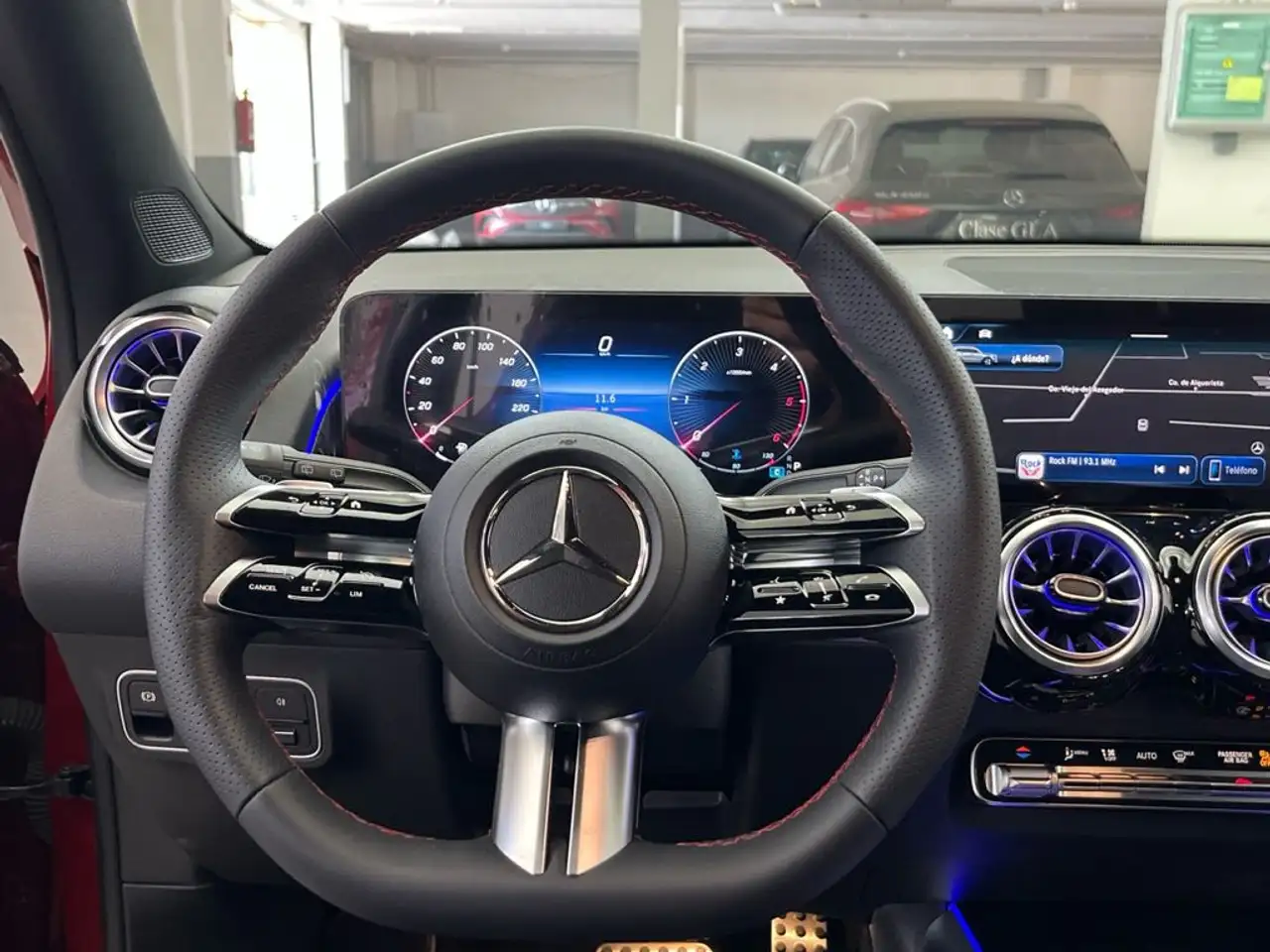 Mercedes-Benz GLB 2026 — фото 9